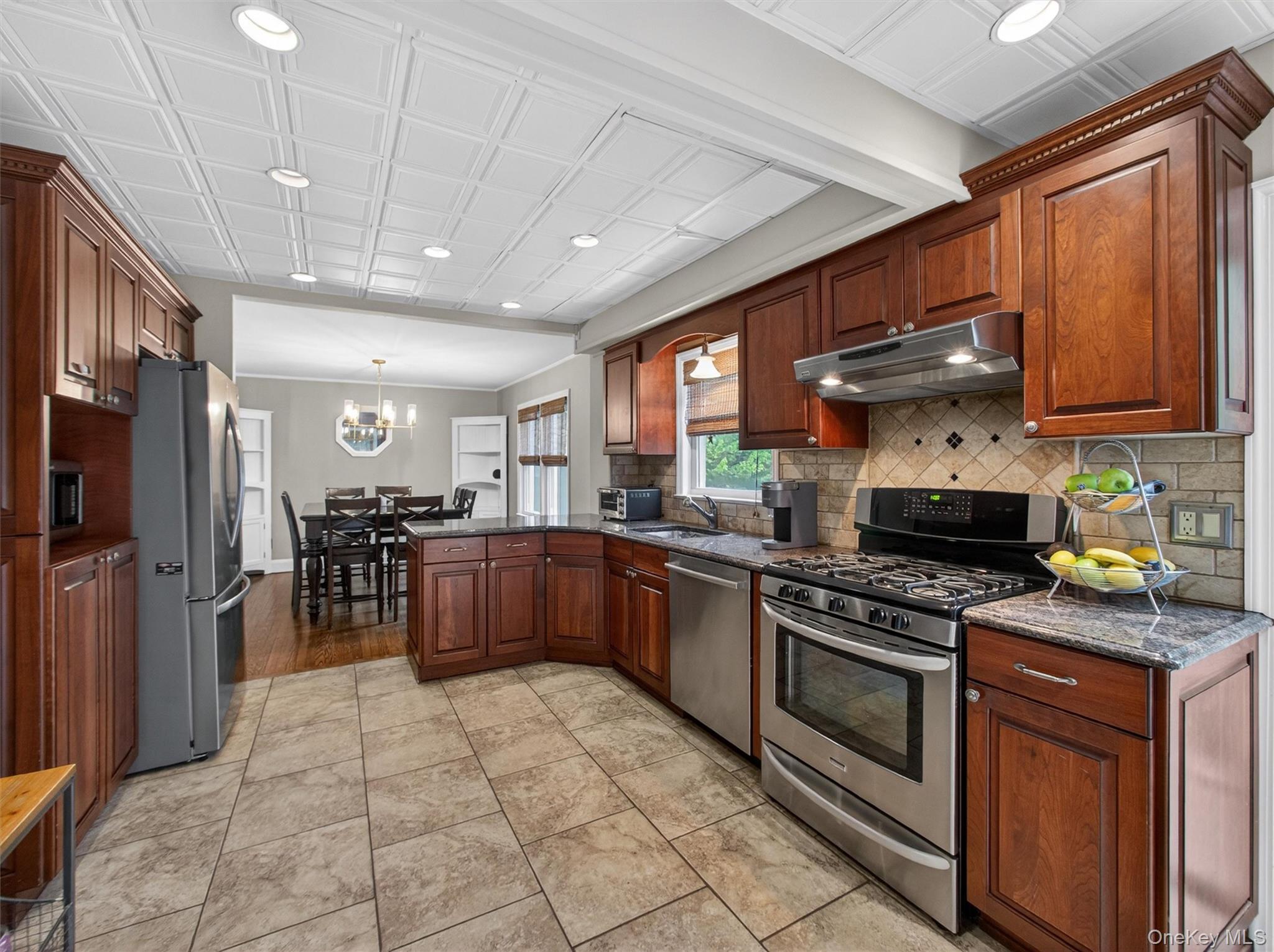 3 Hillside Avenue Property Photo 10