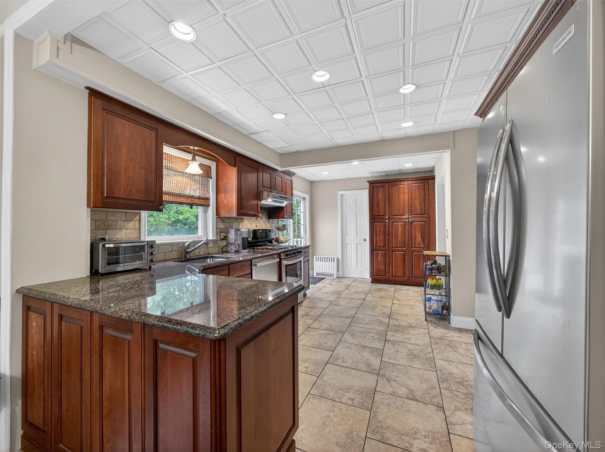 3 Hillside Avenue Property Photo 12