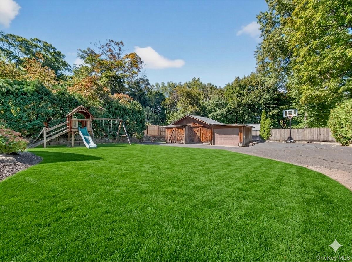 3 Hillside Avenue Property Photo 31