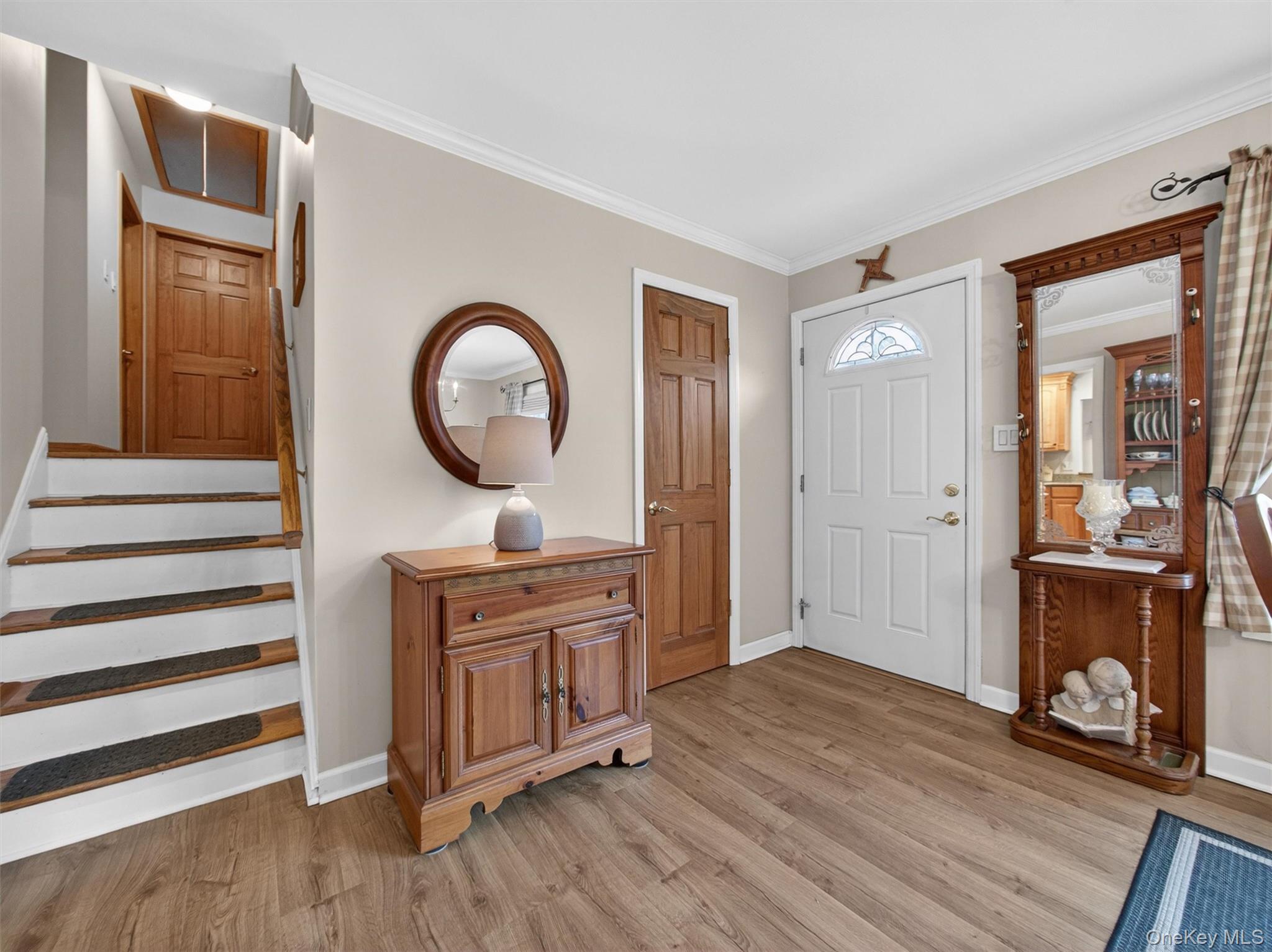 37 Maplewood Boulevard Property Photo 4