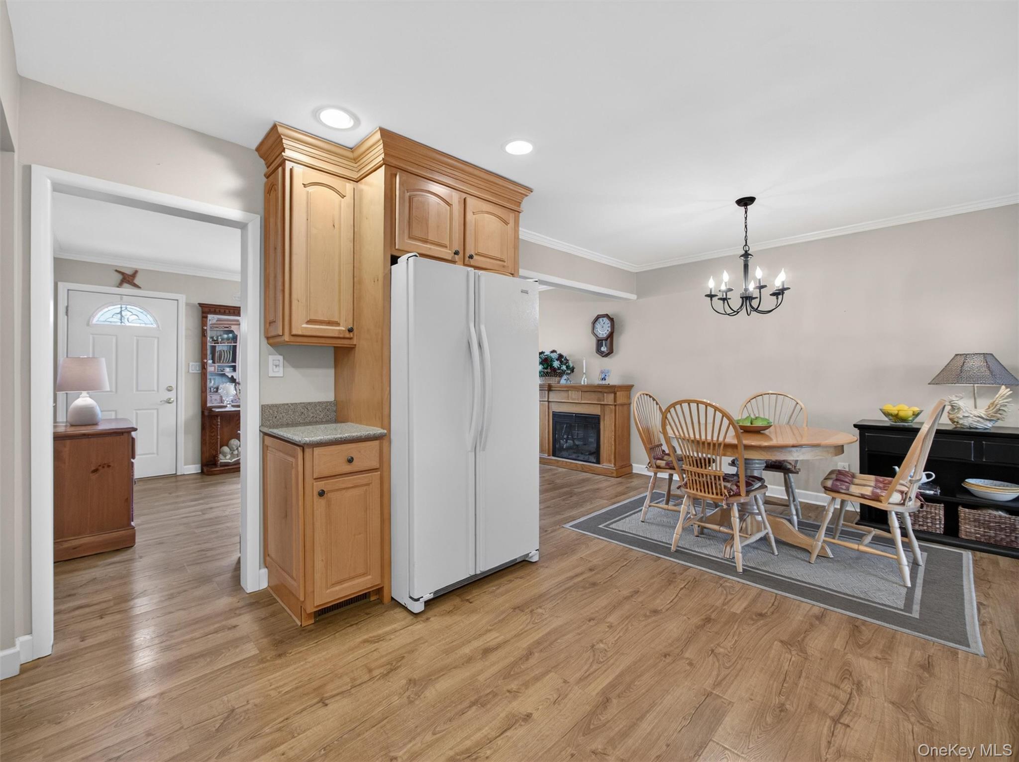 37 Maplewood Boulevard Property Photo 9