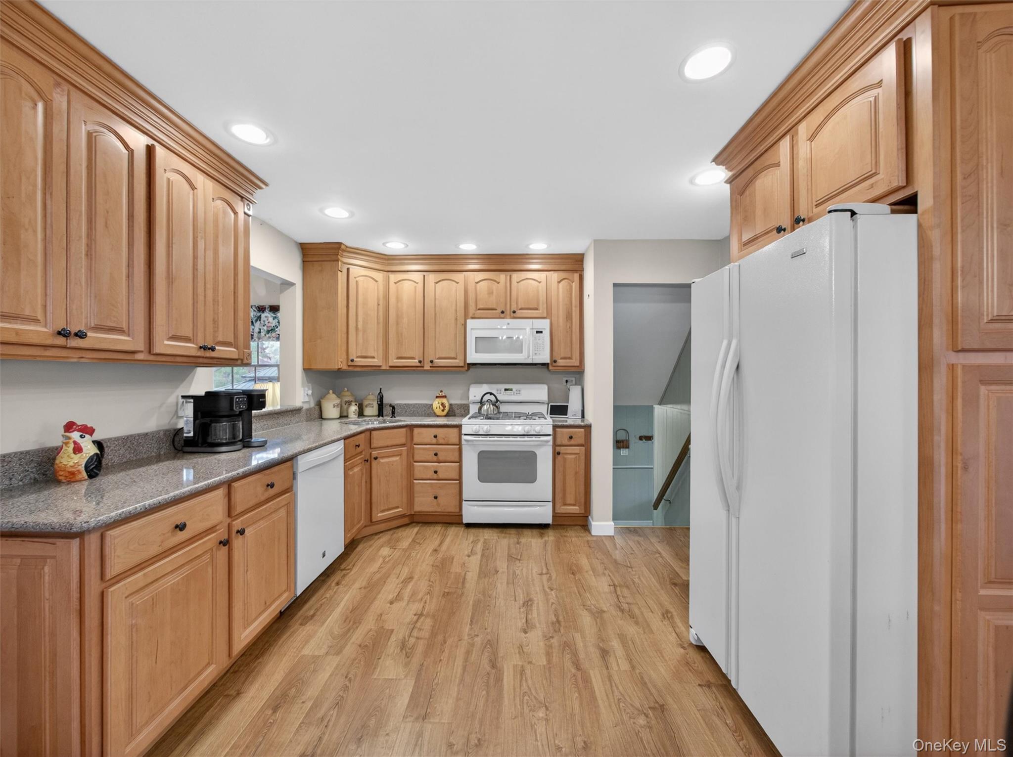 37 Maplewood Boulevard Property Photo 14