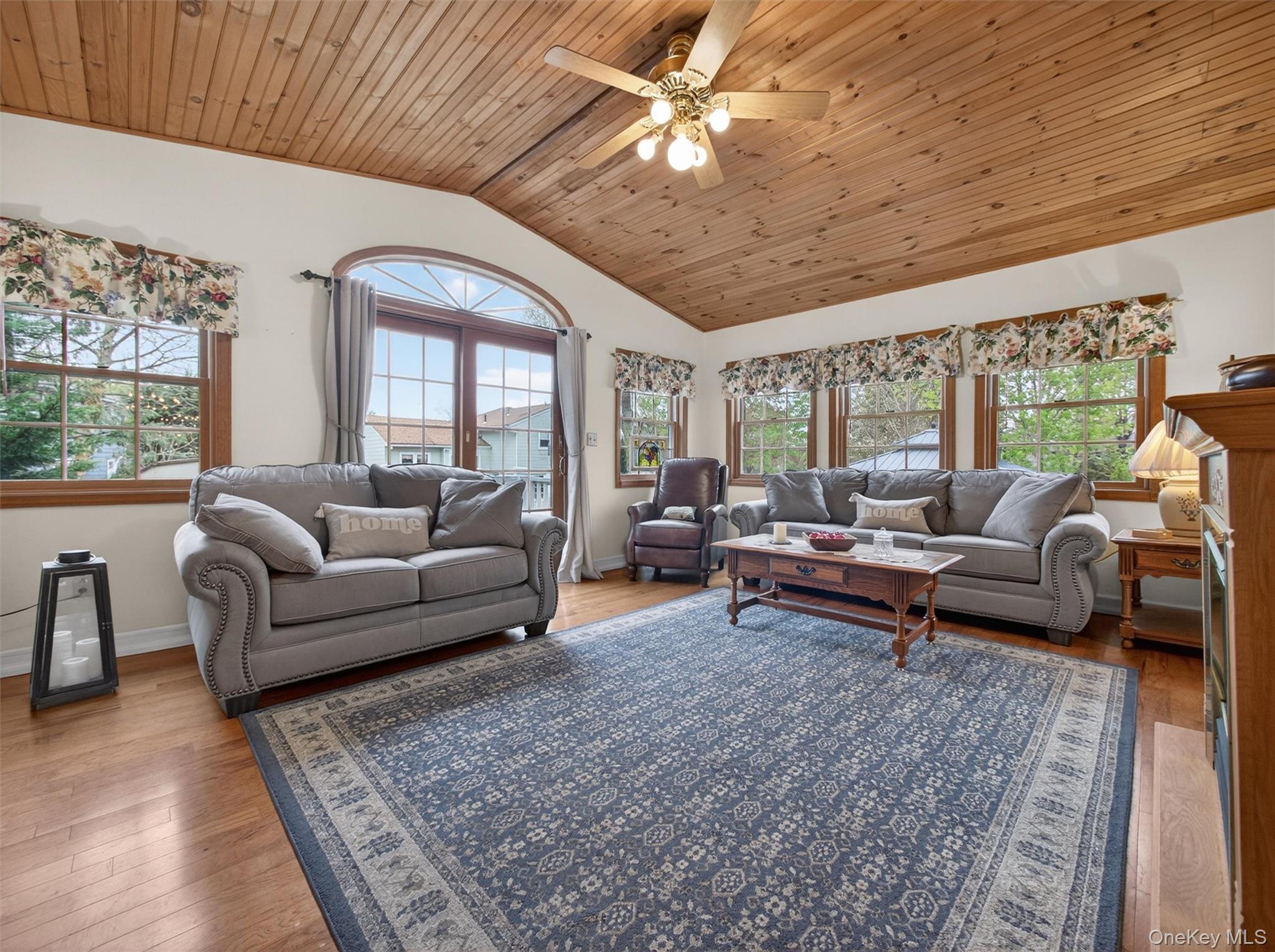 37 Maplewood Boulevard Property Photo 17