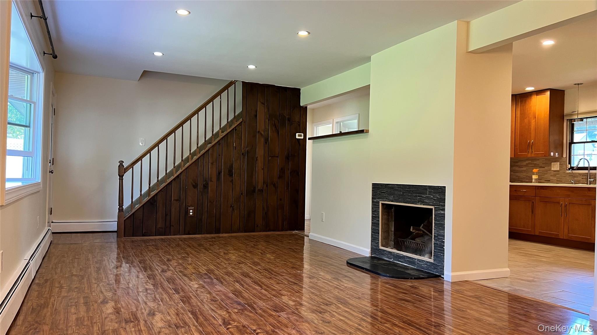 43 Flagstone Lane Property Photo 6