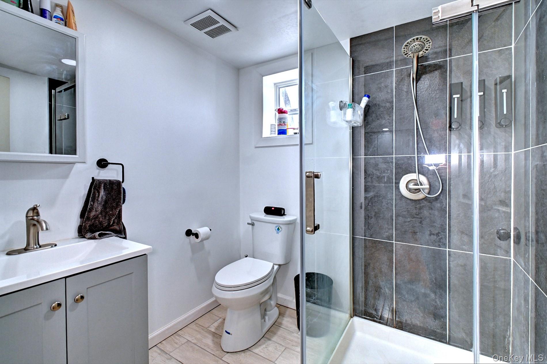 12 Bruce Lane Property Photo 28