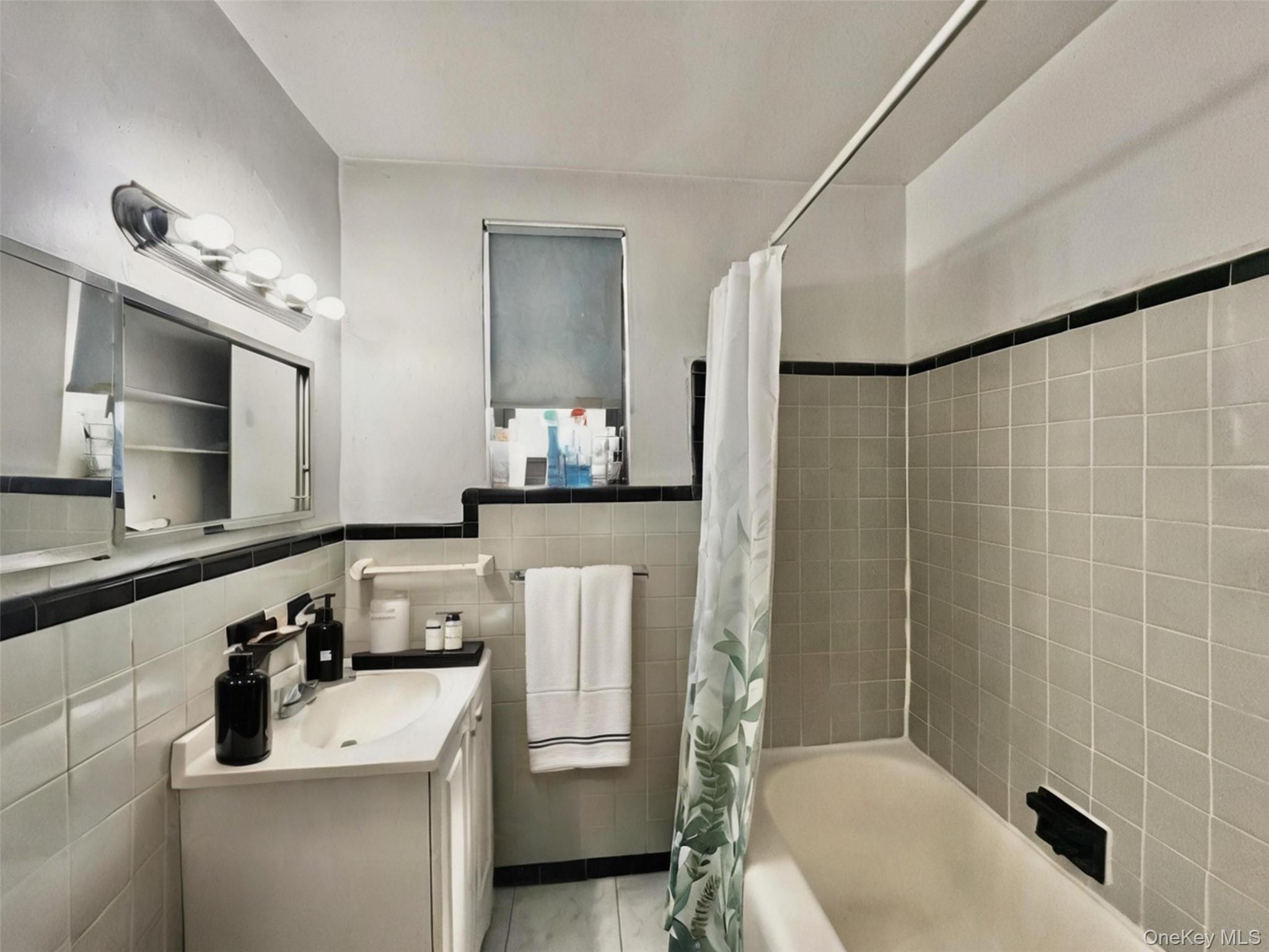 25-12 Union Street 2c Property Photo 7
