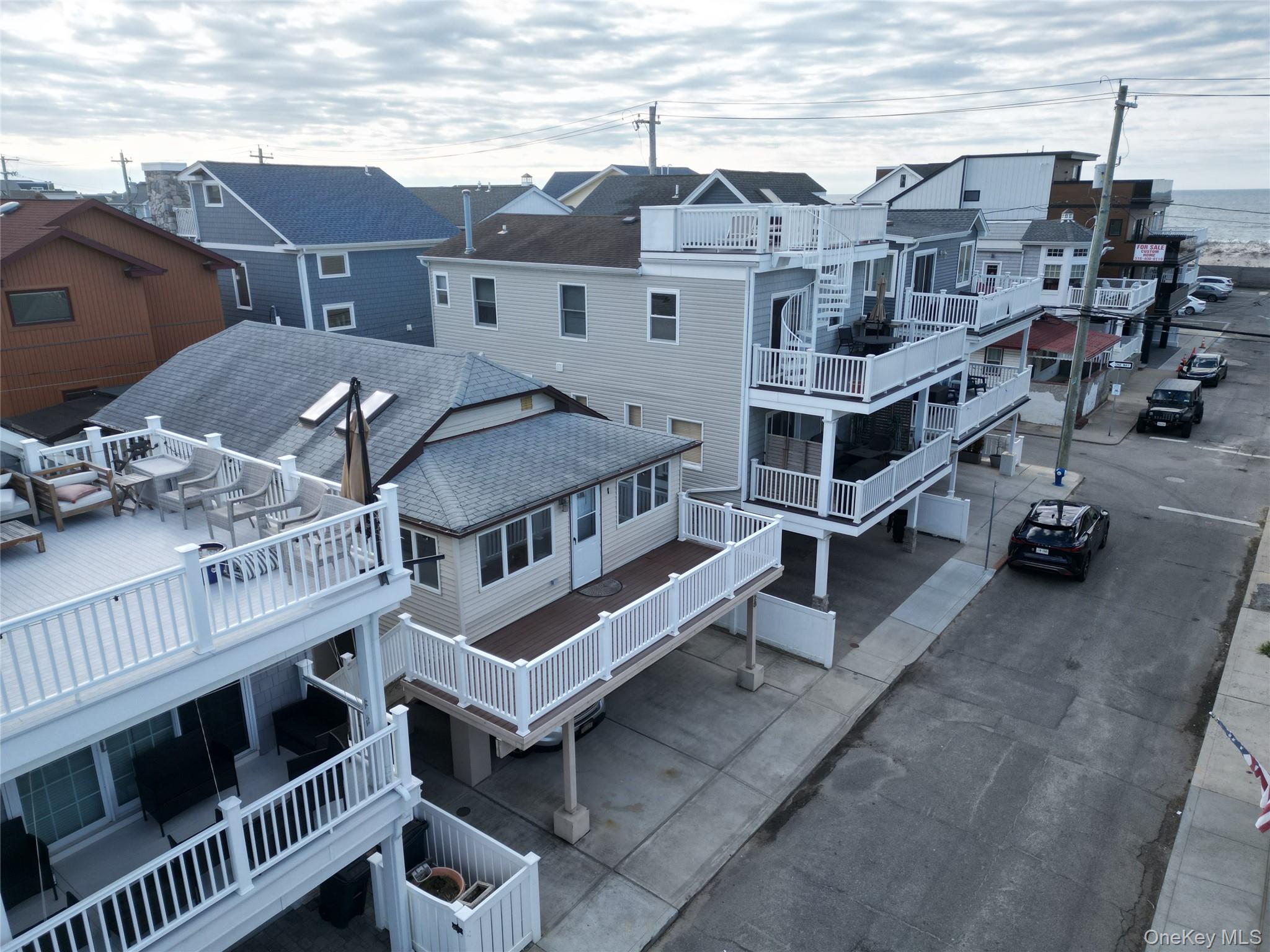 28 New Hampshire Street Property Photo 2