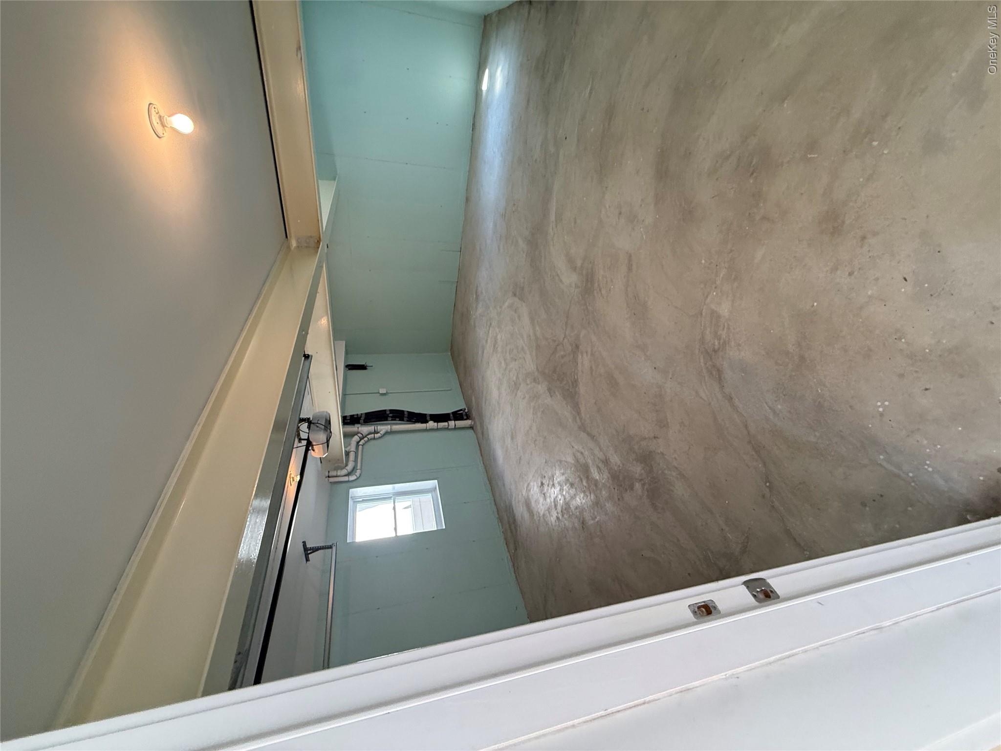 28 New Hampshire Street Property Photo 5