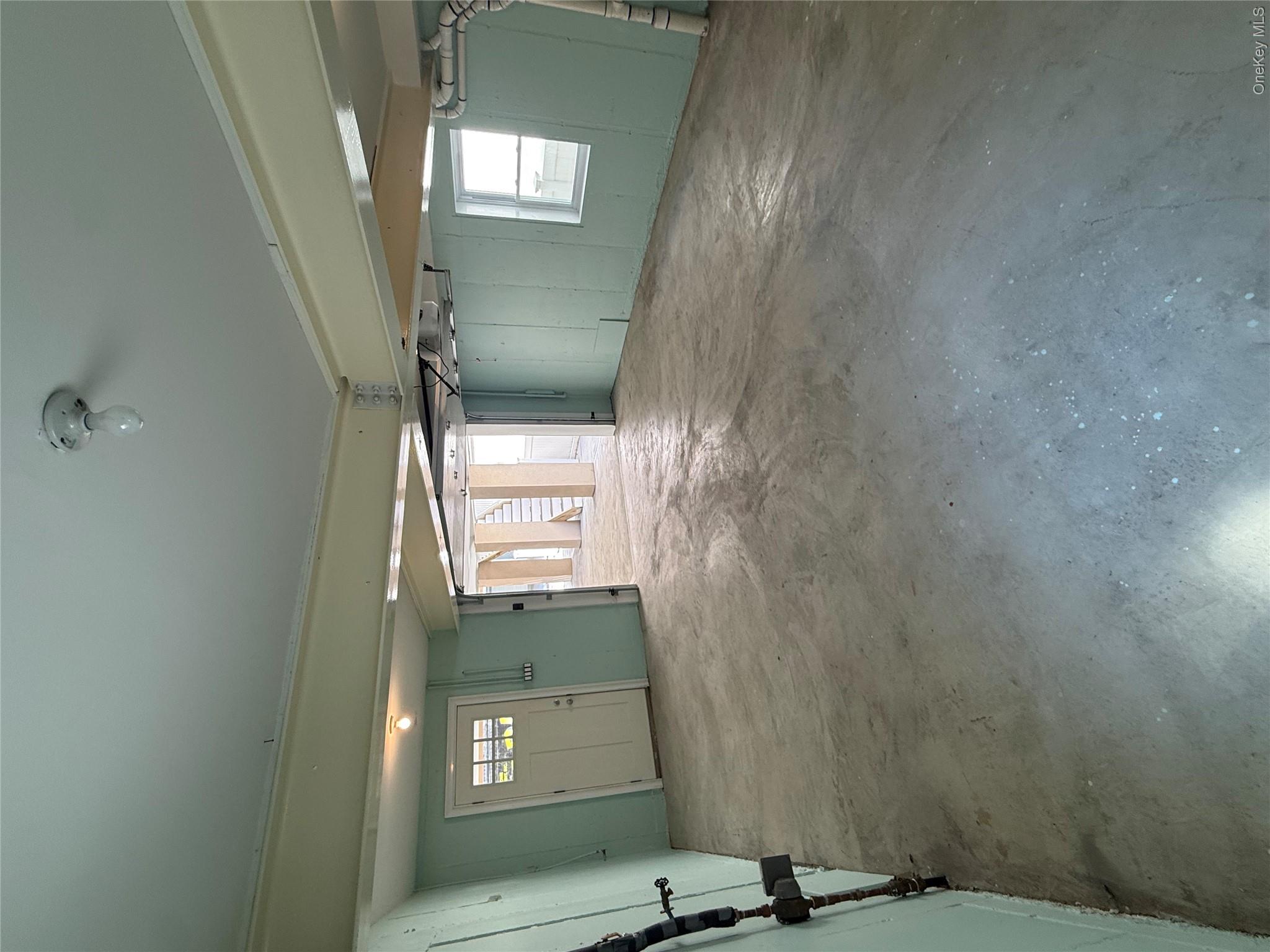 28 New Hampshire Street Property Photo 6