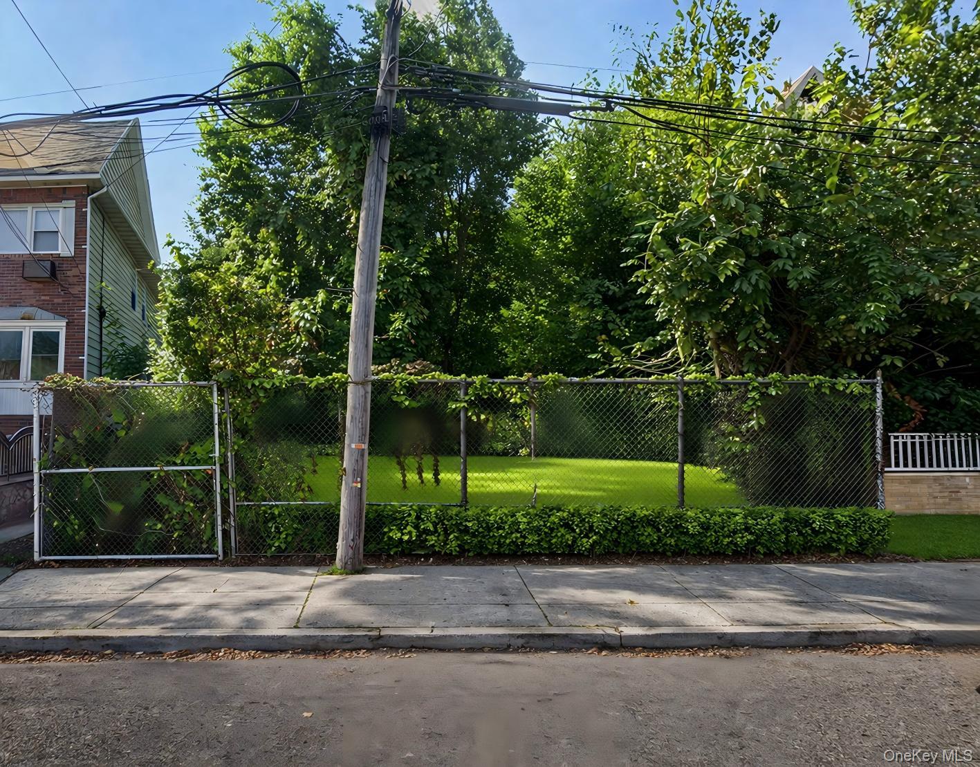 7110 52nd Avenue Property Photo 1