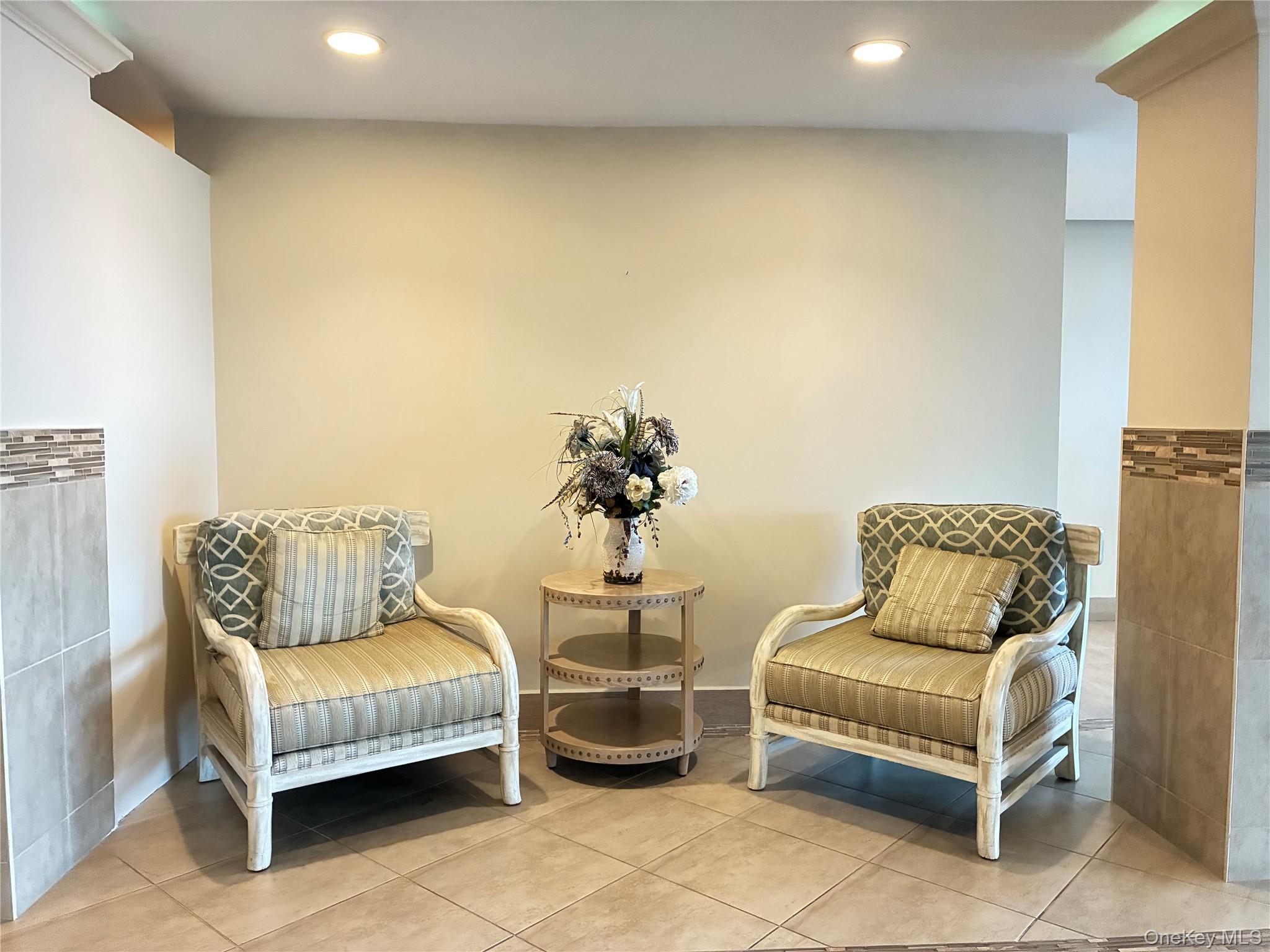 1 E Broadway 7b Property Photo 8