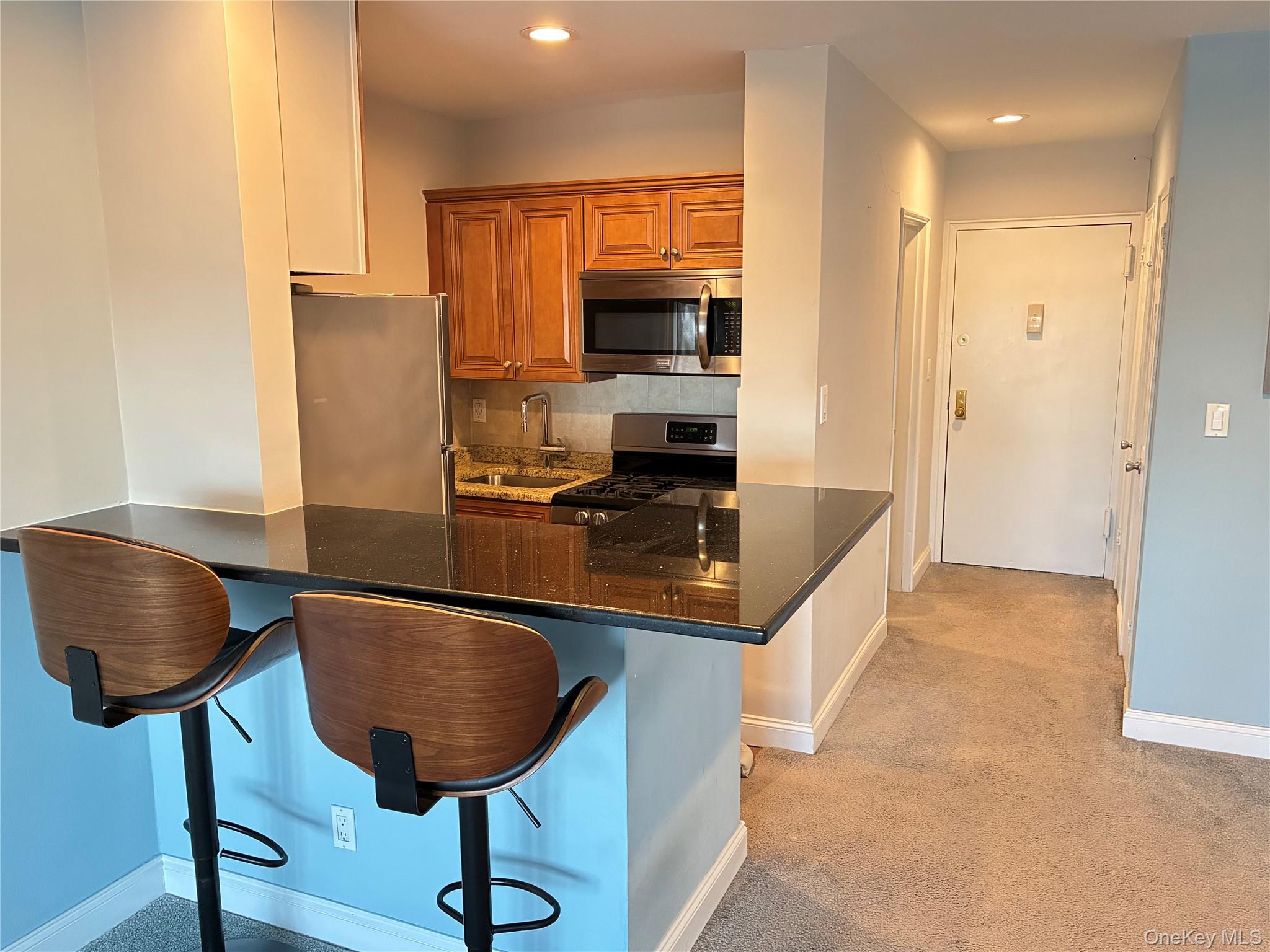 1 E Broadway 7b Property Photo 10