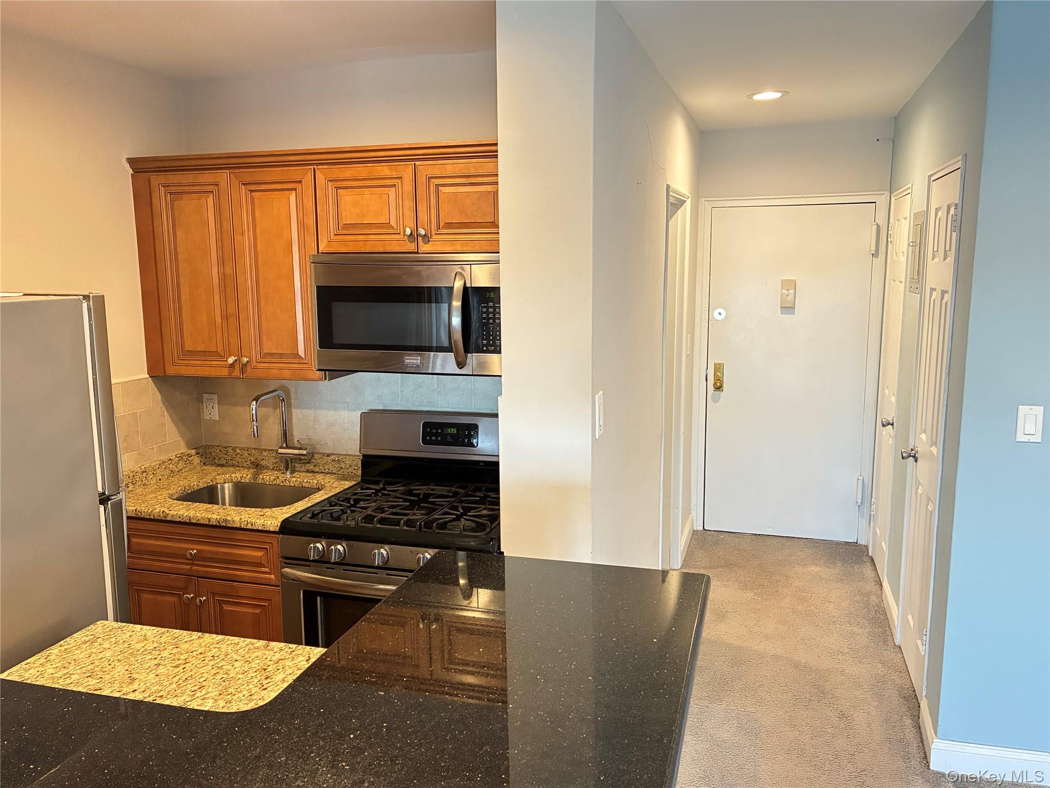 1 E Broadway 7b Property Photo 15