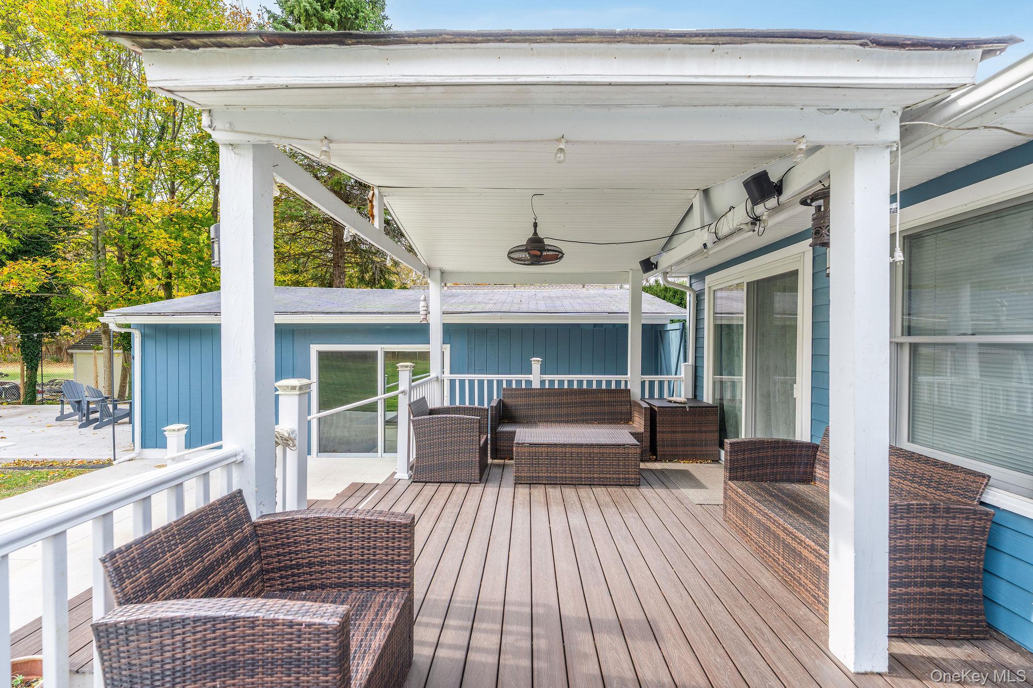 10940 Main Road Property Photo 21