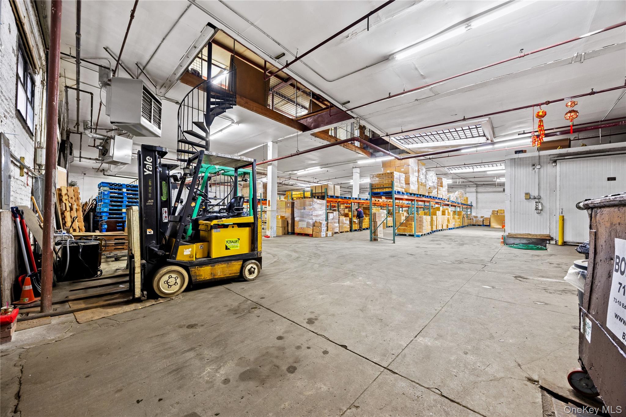200 Cook Street Property Photo 8