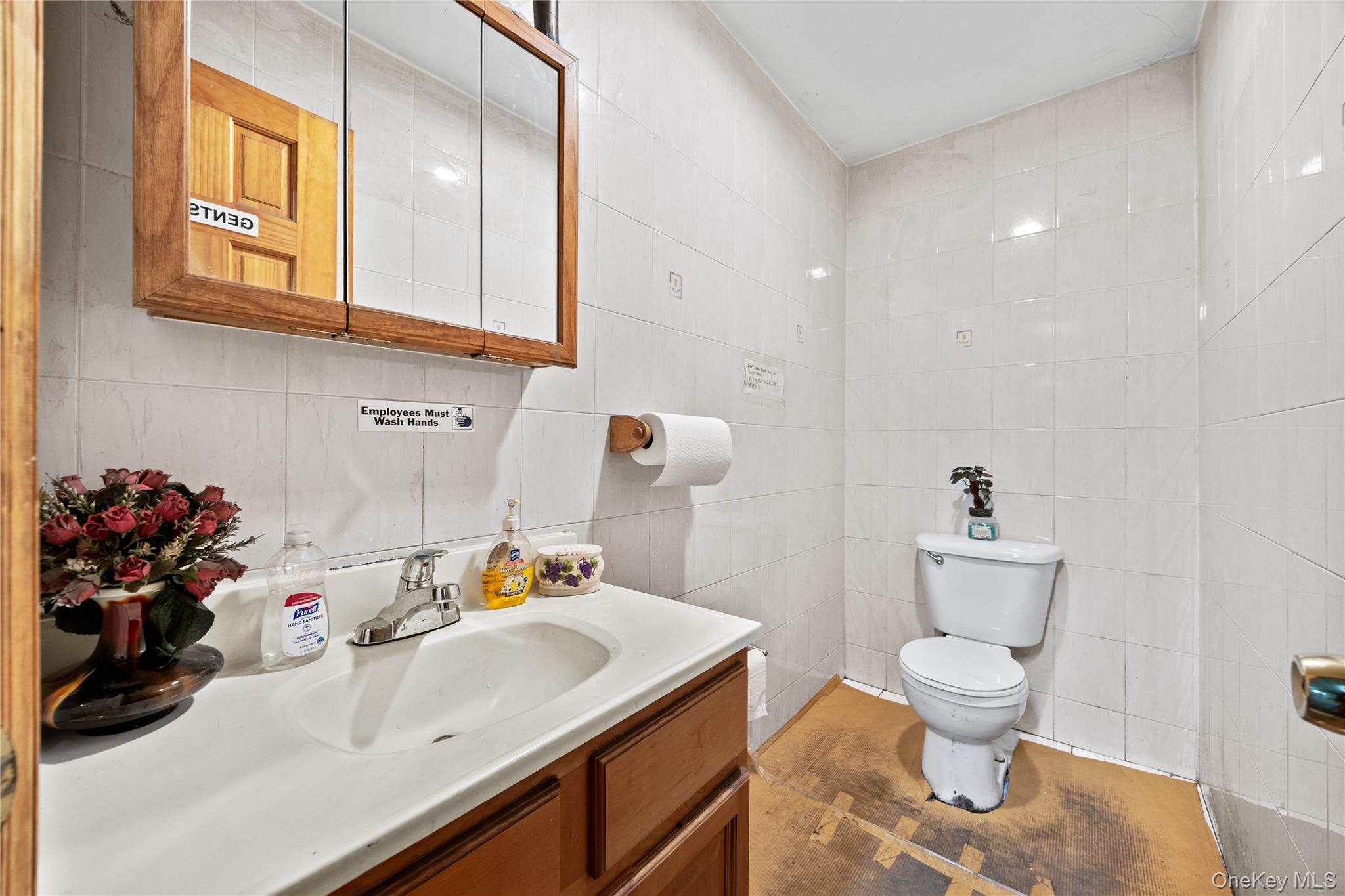 200 Cook Street Property Photo 12