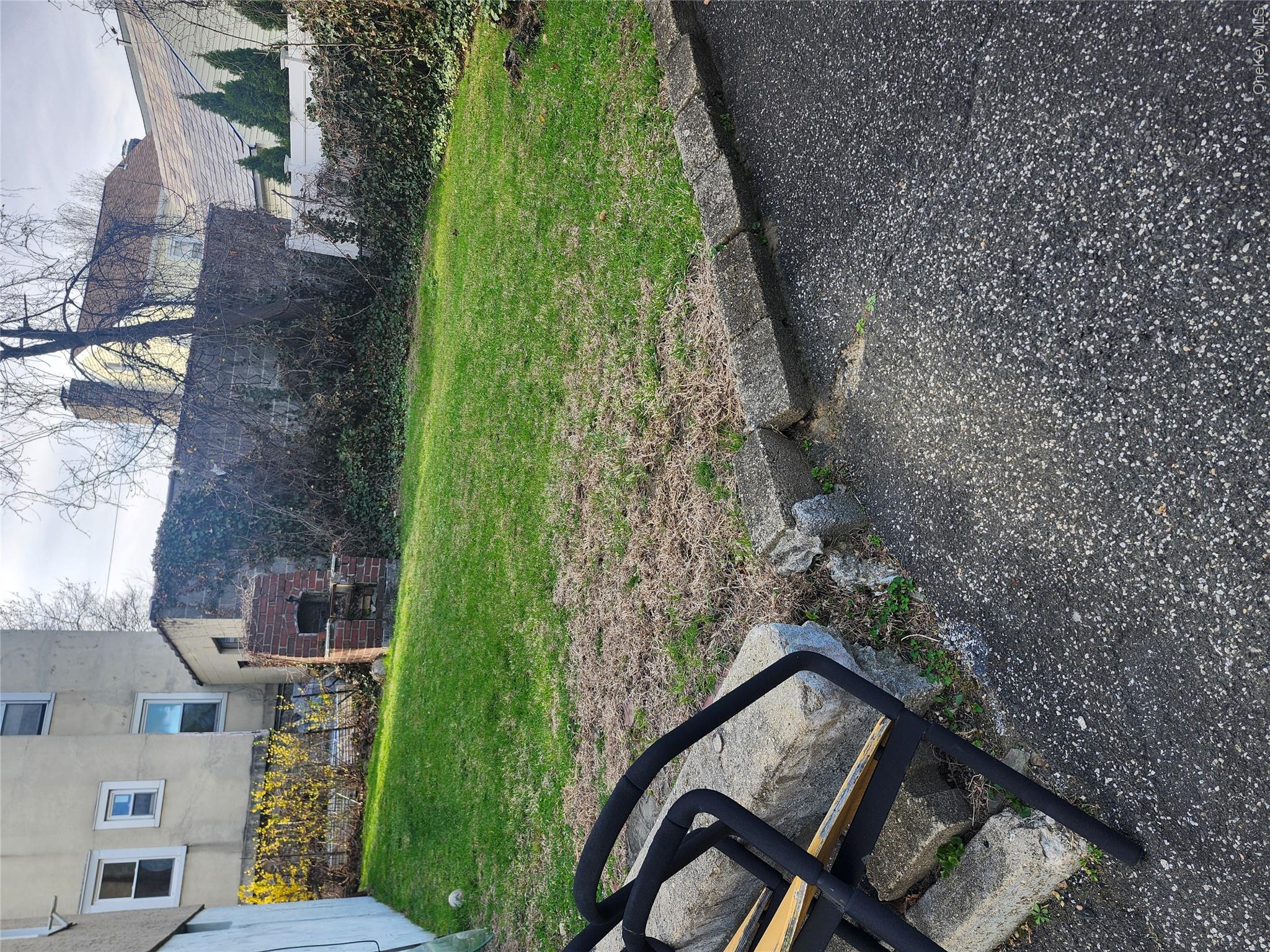 129 Hillside Avenue Property Photo 2