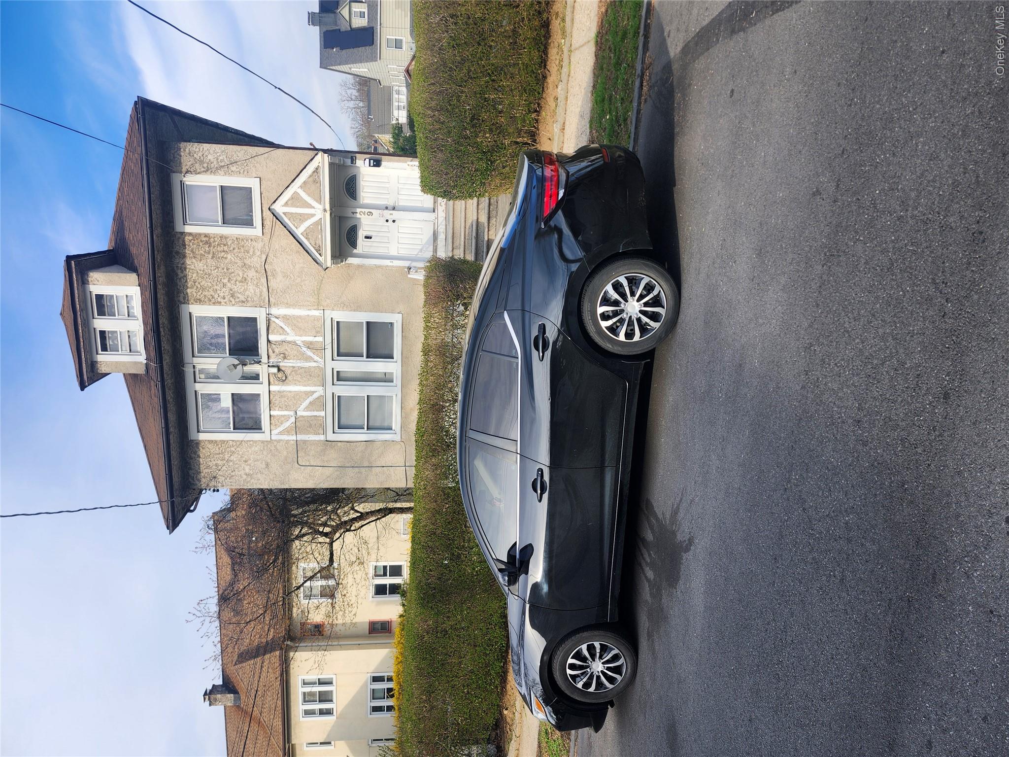 129 Hillside Avenue Property Photo 3