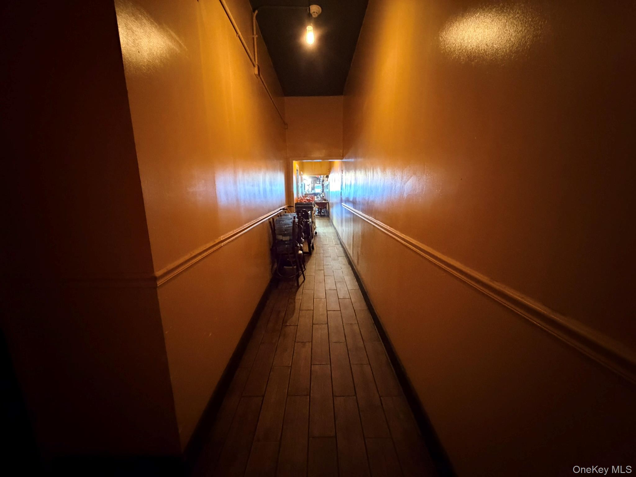 982283 Property Photo 6
