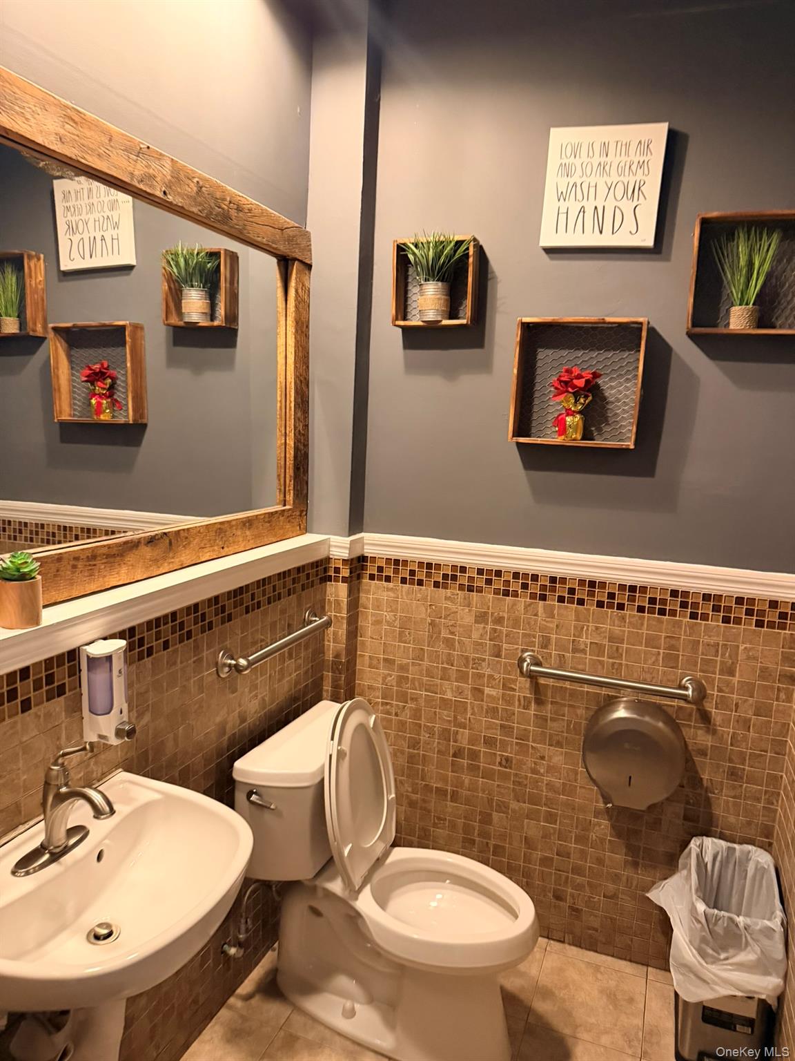 982283 Property Photo 8