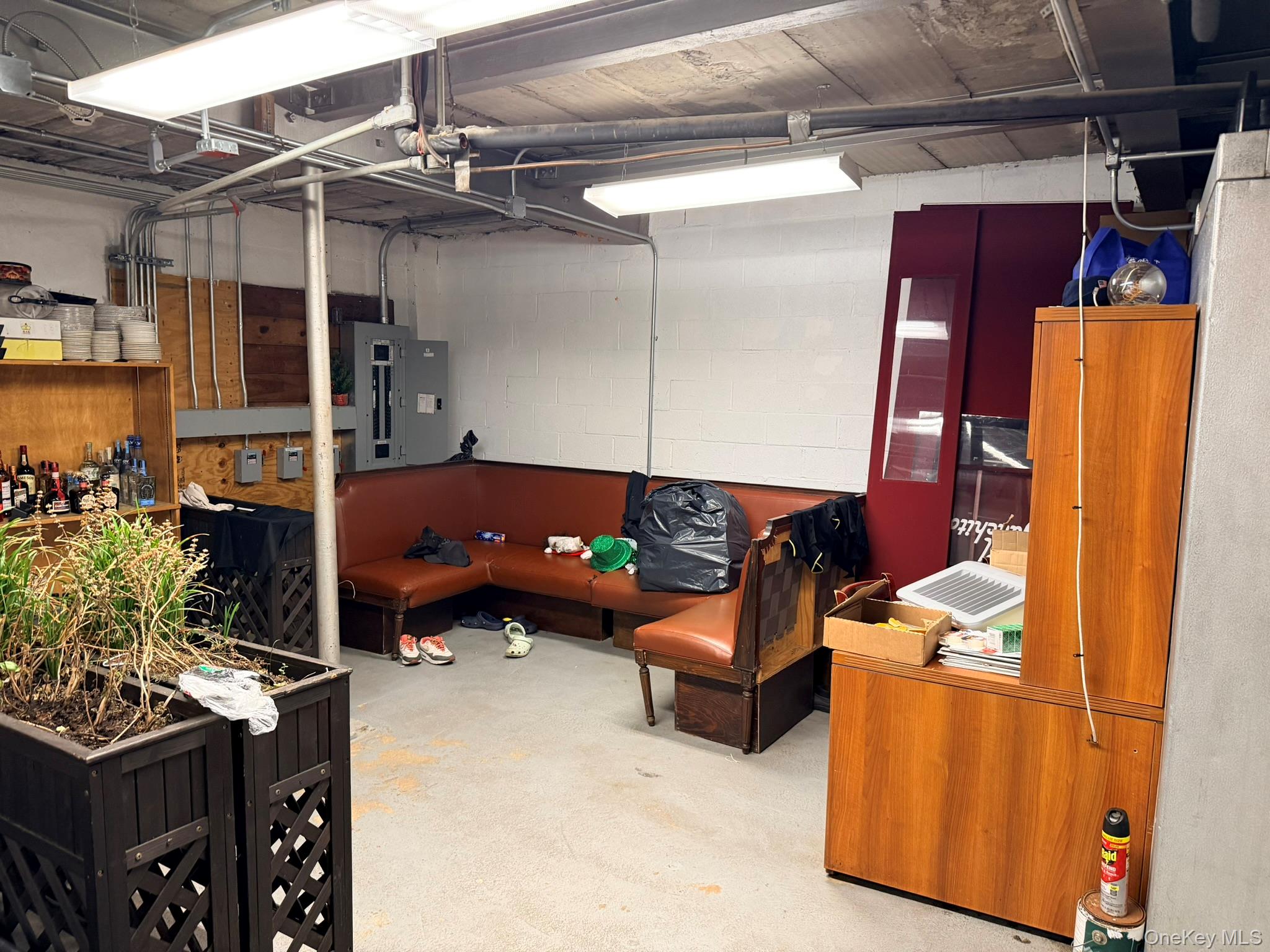 982283 Property Photo 35