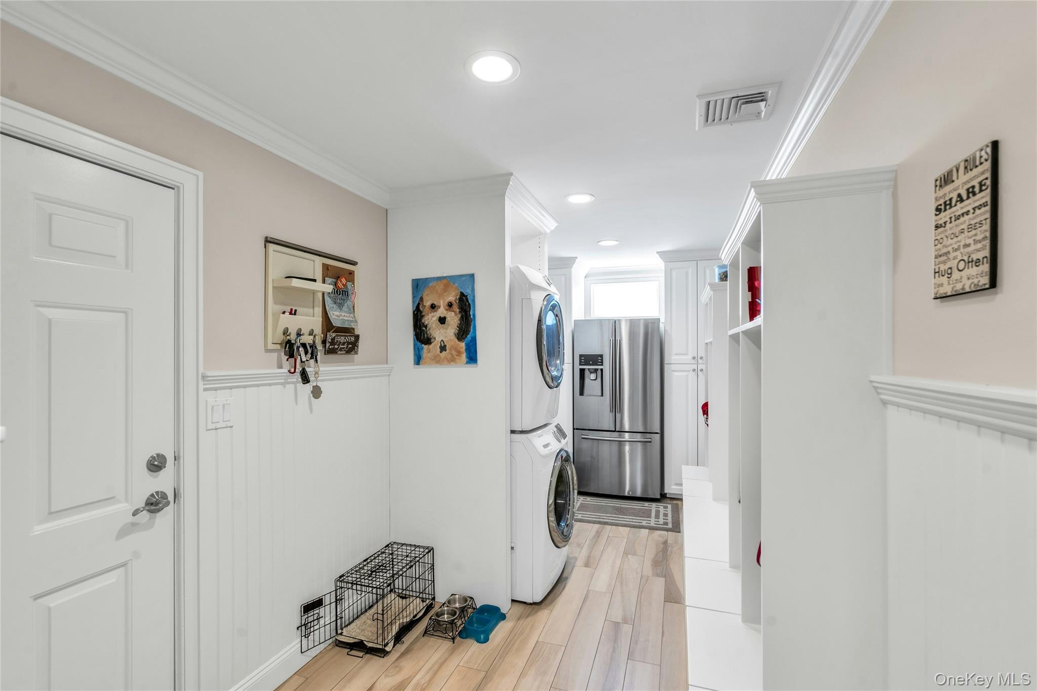 1 Kings Court Property Photo 25