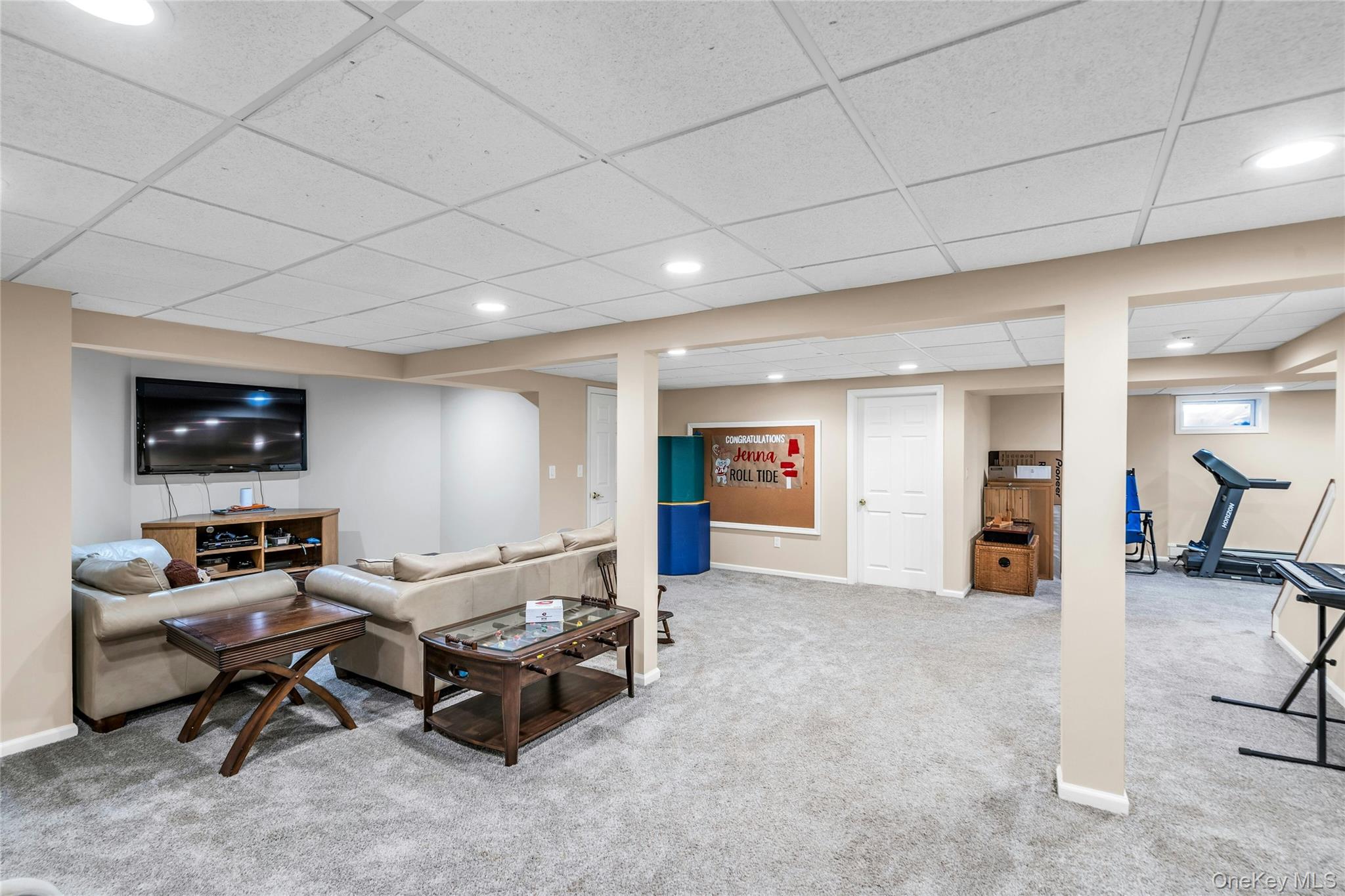 1 Kings Court Property Photo 42