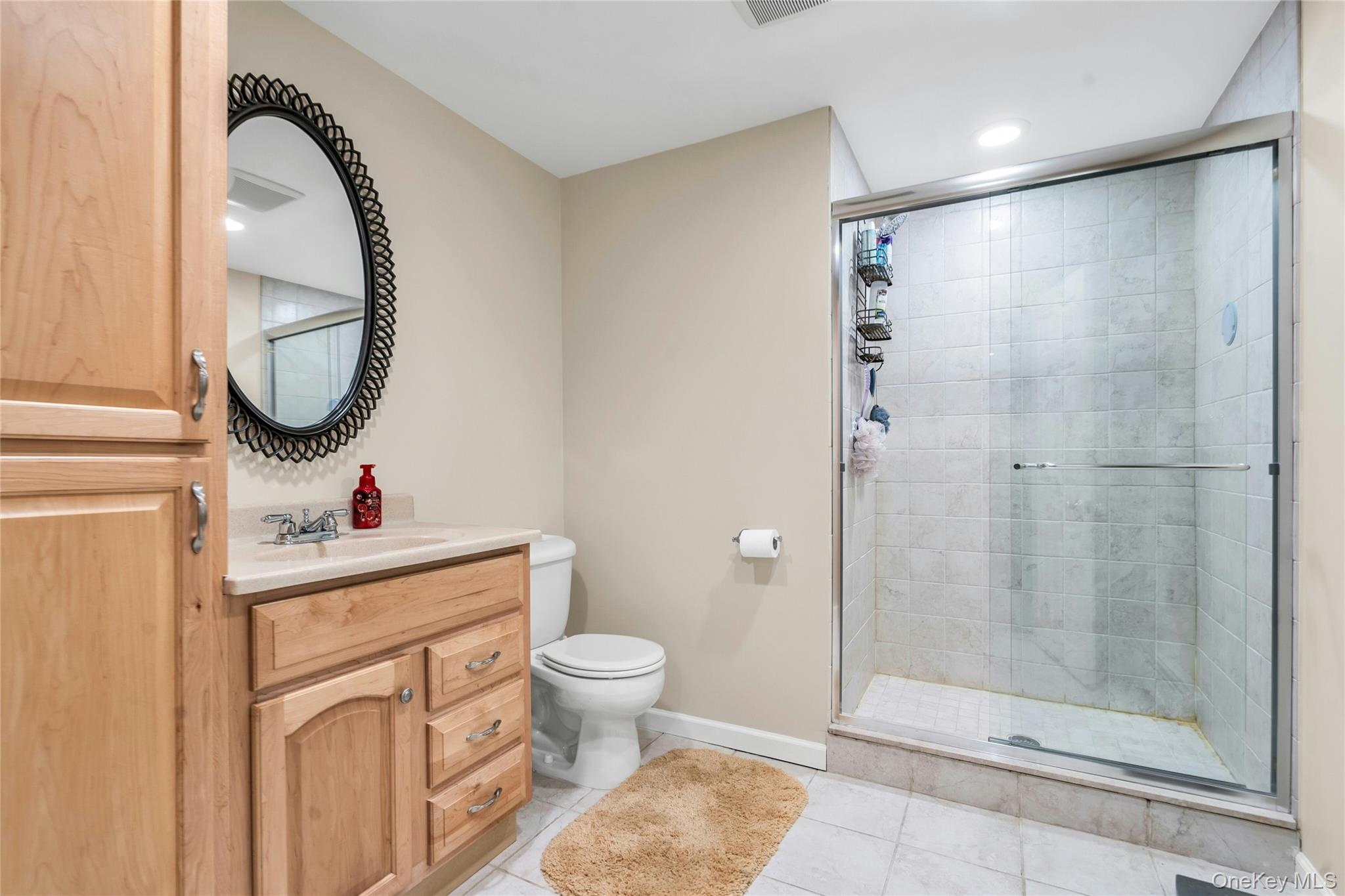 1 Kings Court Property Photo 44