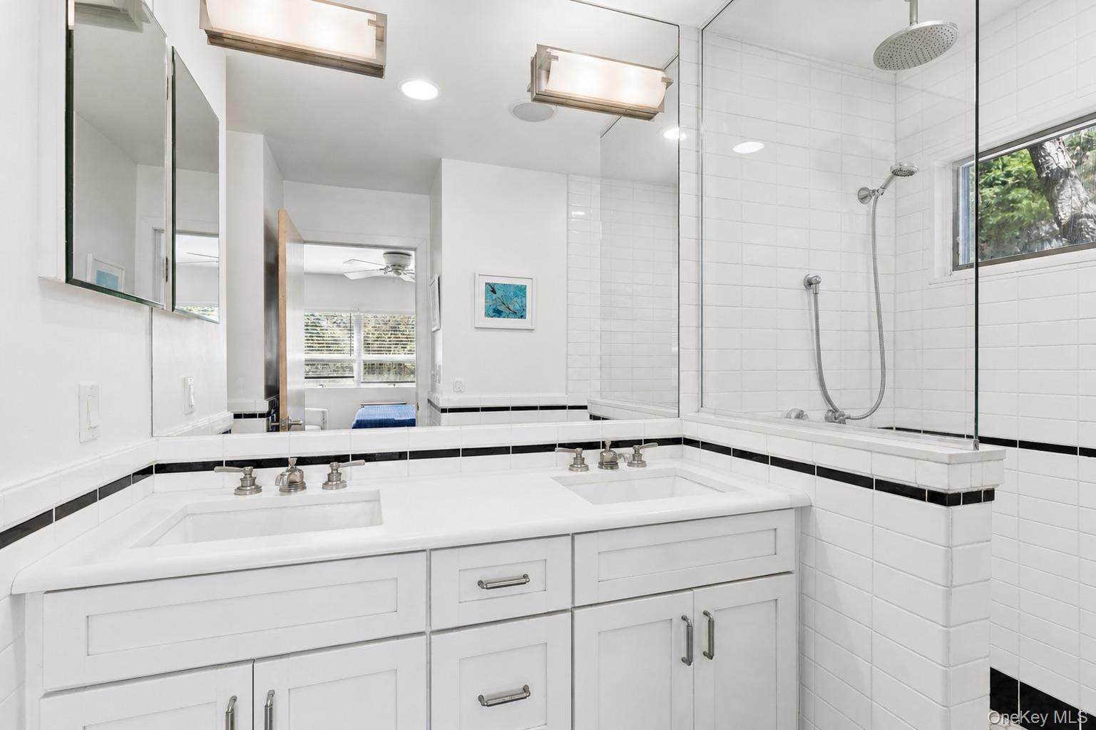 287 Bay Walk Property Photo 5
