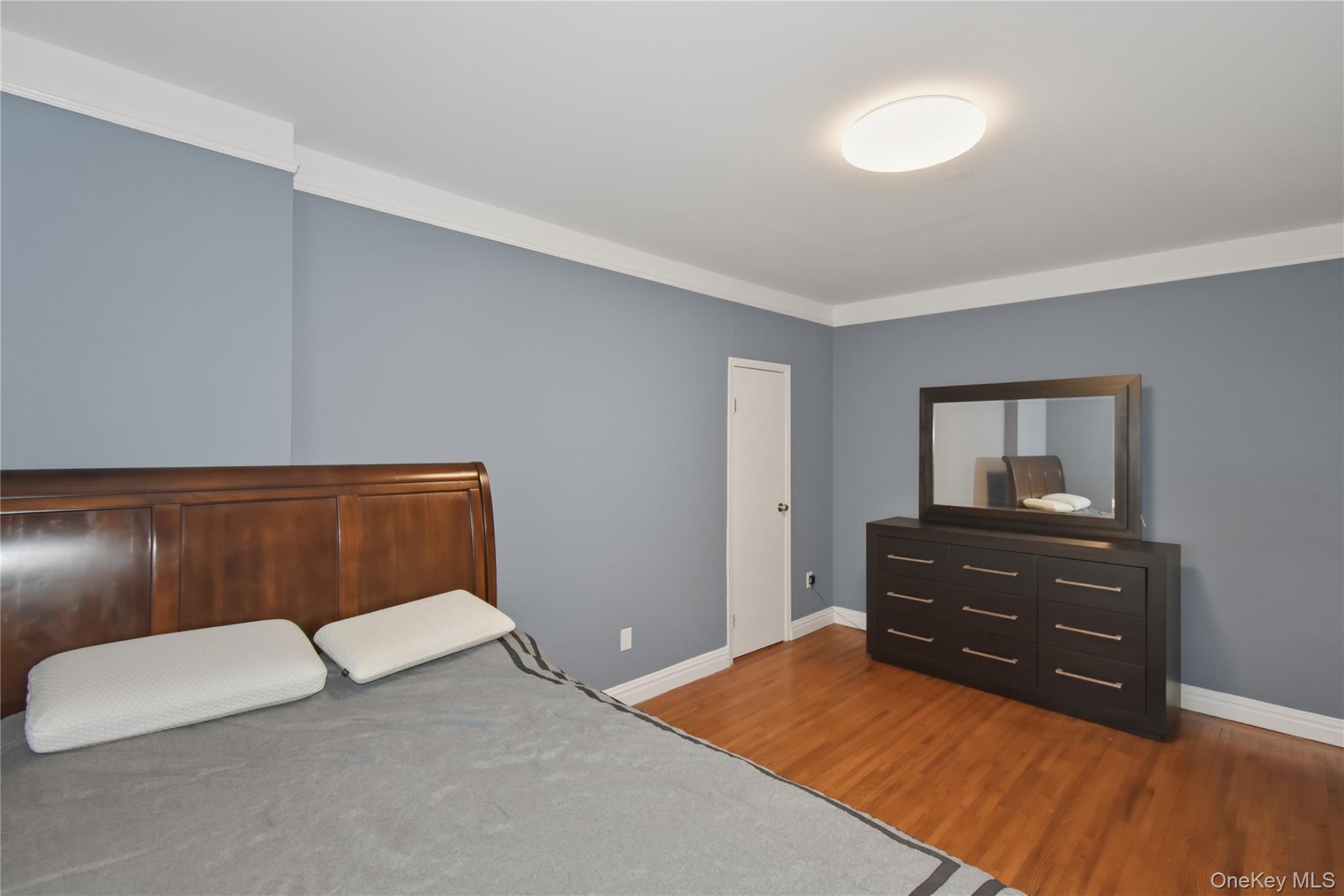 472 Gramatan Avenue I1 Property Photo 12