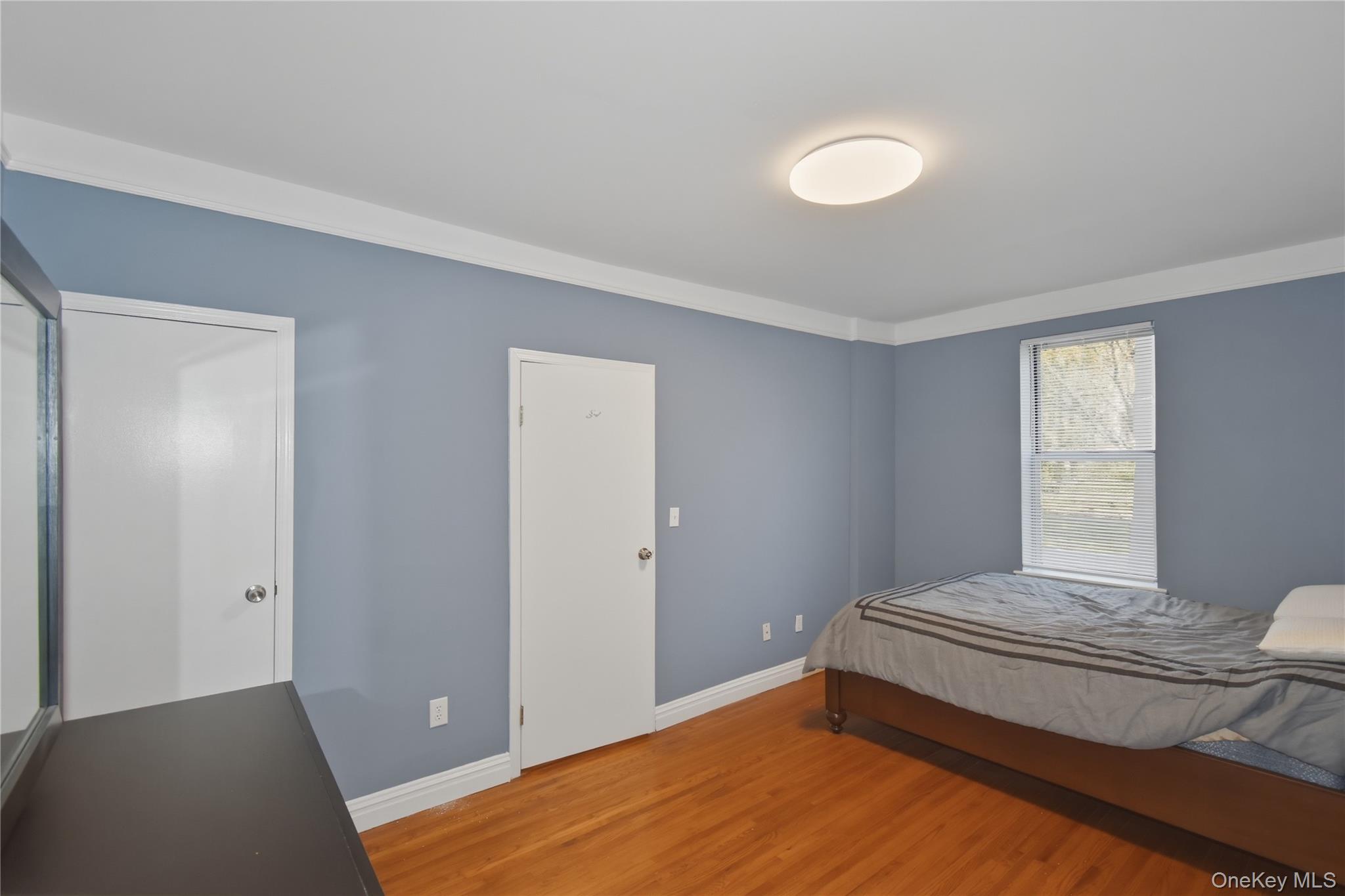 472 Gramatan Avenue I1 Property Photo 13