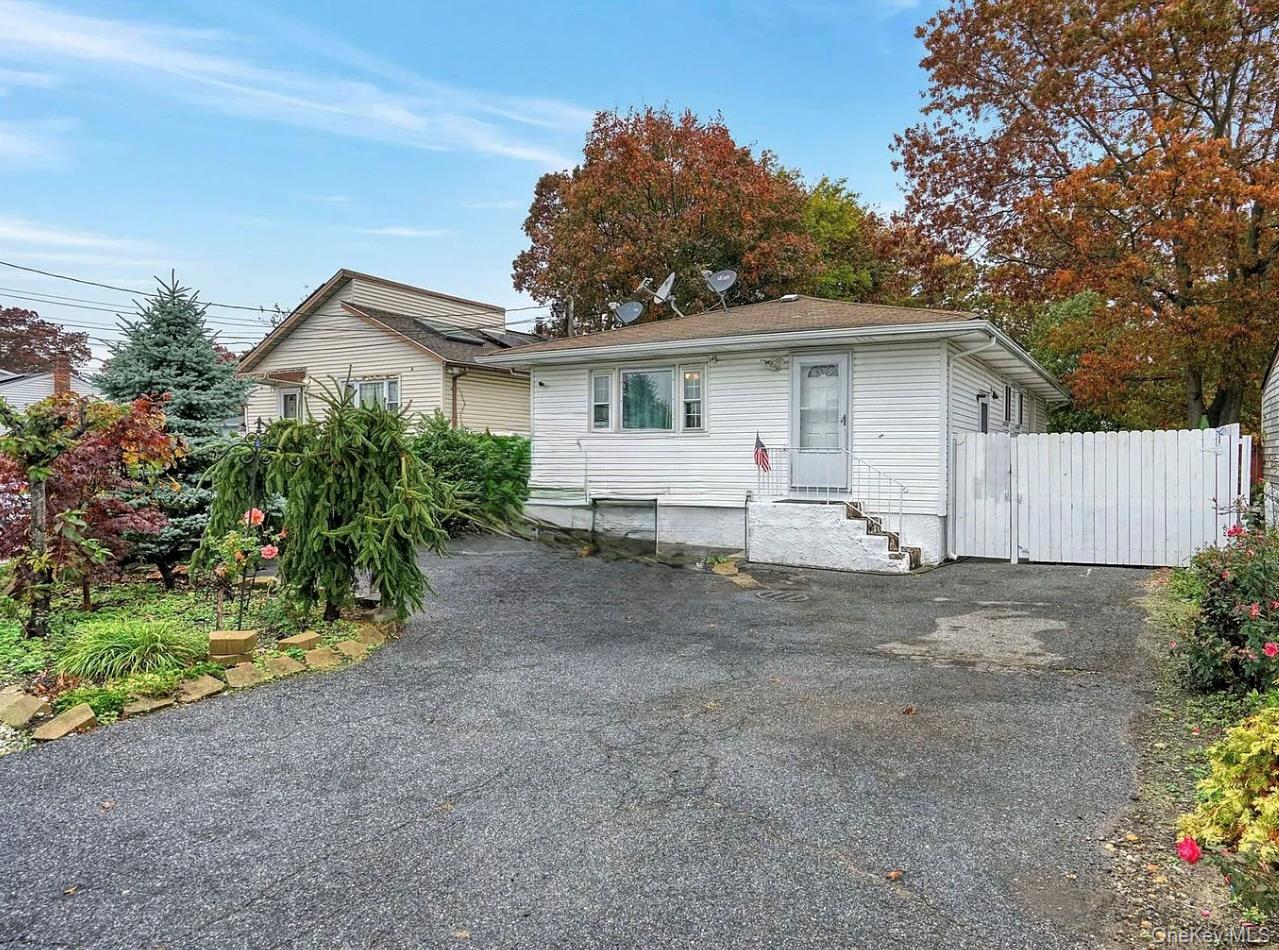 43 Johnson Avenue Property Photo 1