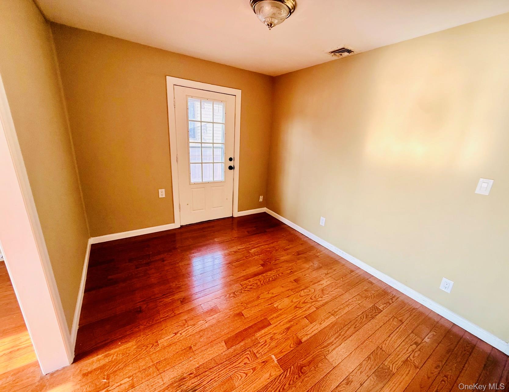43 Johnson Avenue Property Photo 33