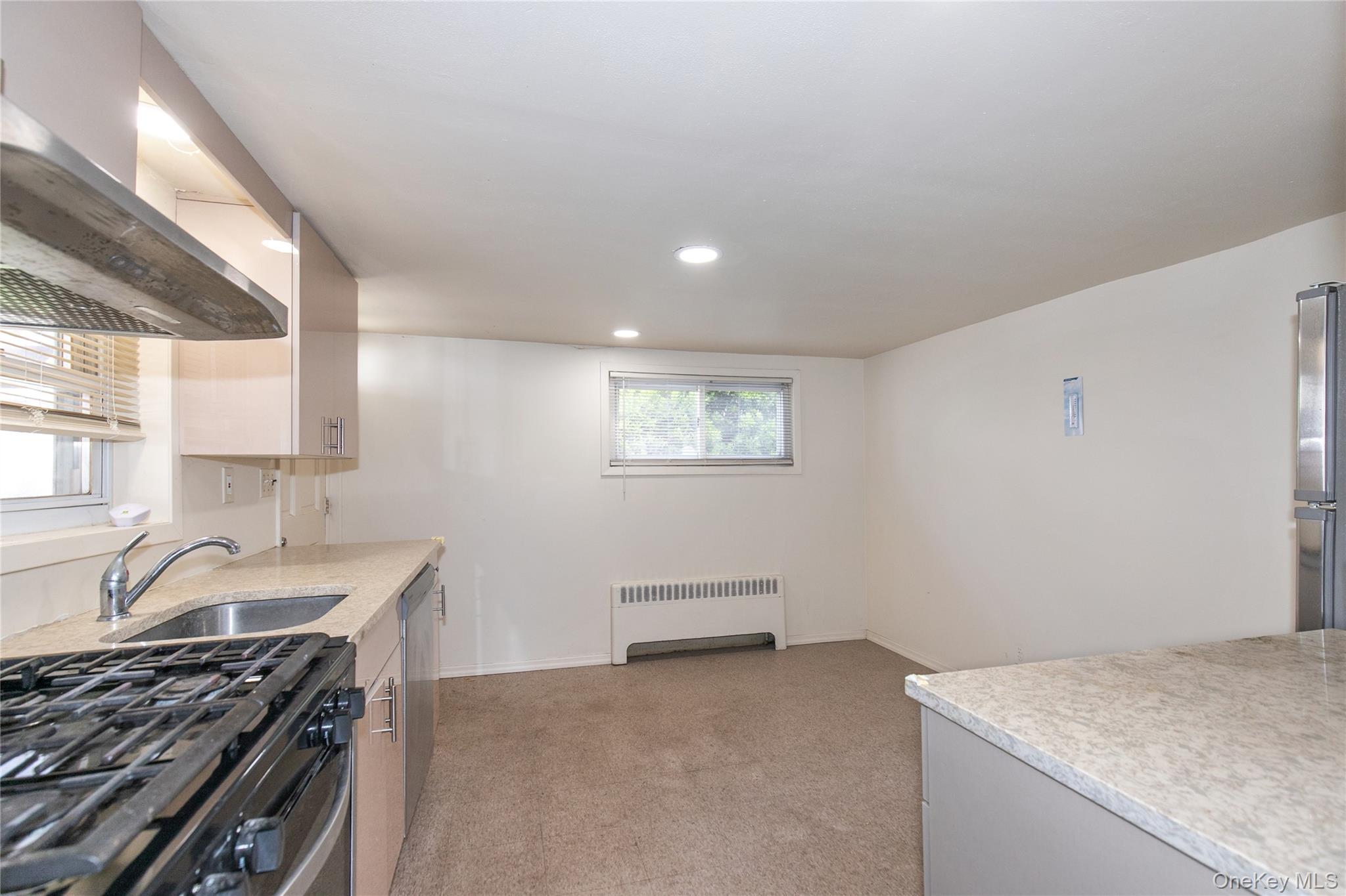 11 Lee Court Property Photo 4
