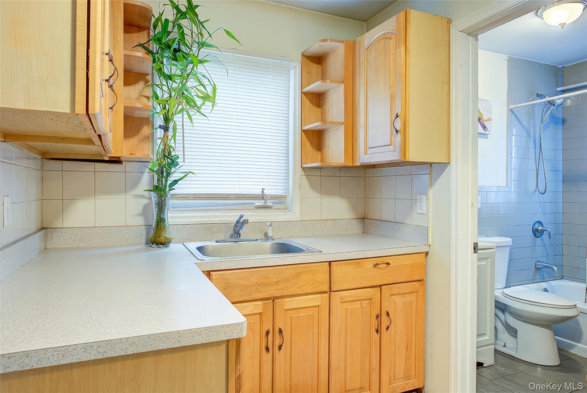 18 Blossom Avenue Property Photo 8