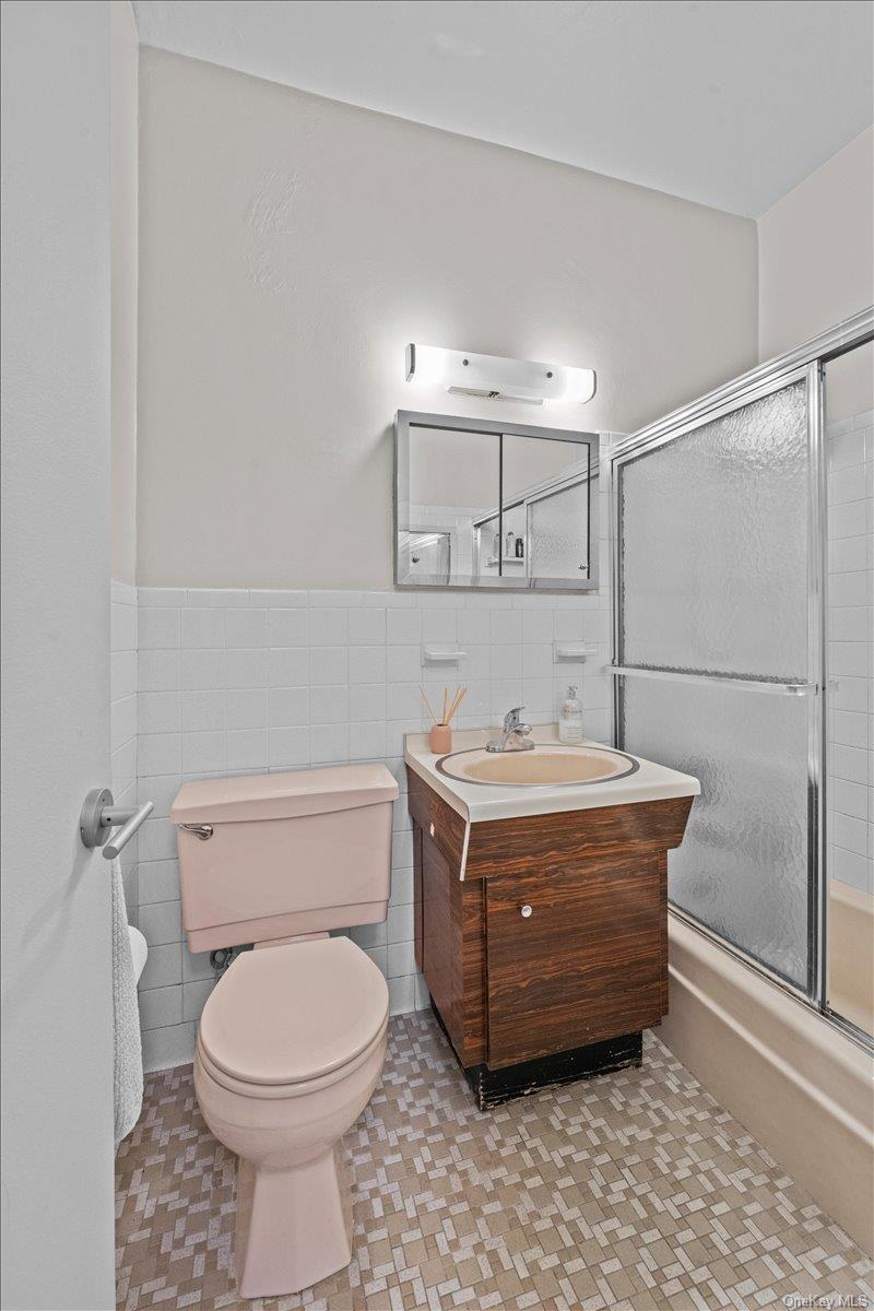 555 Kappock Street 4j Property Photo 15