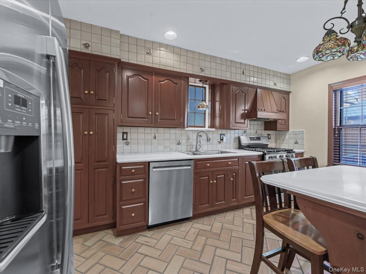 16 Kenilworth Road Property Photo 11