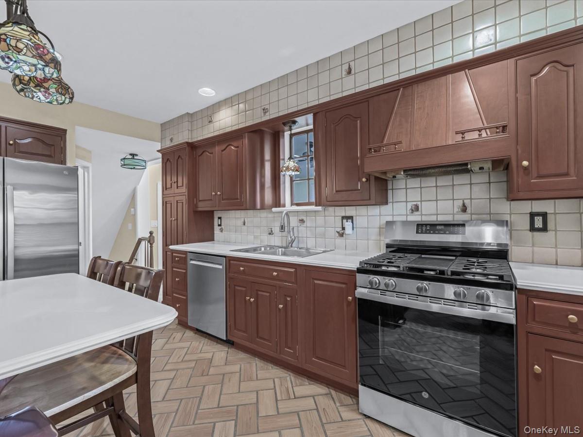 16 Kenilworth Road Property Photo 13