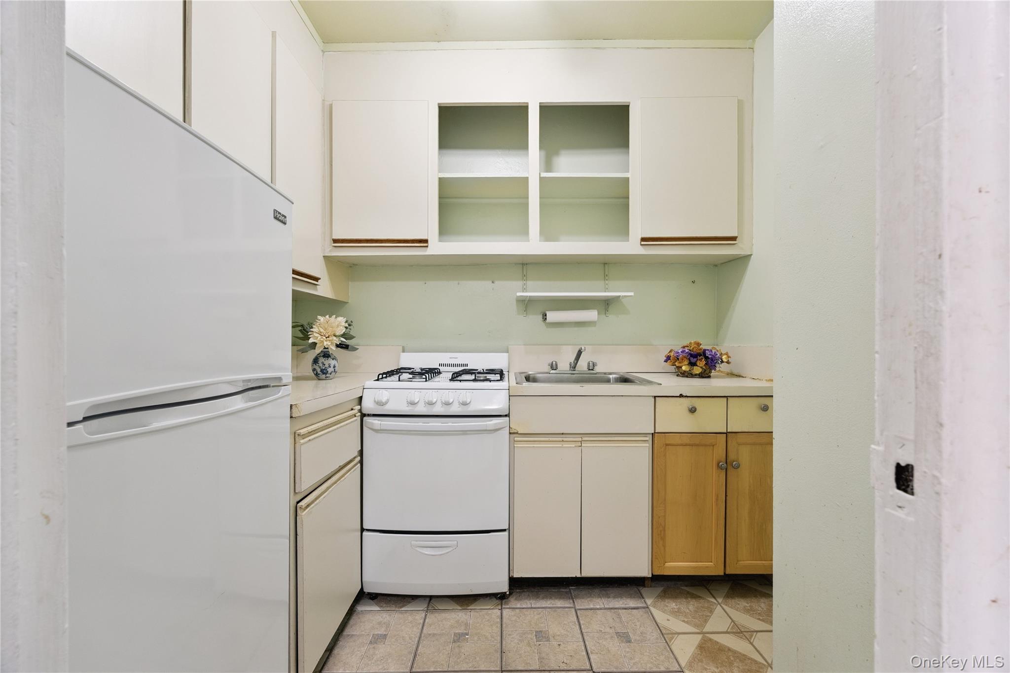 110-45 Queens Blvd 807 Property Photo 6