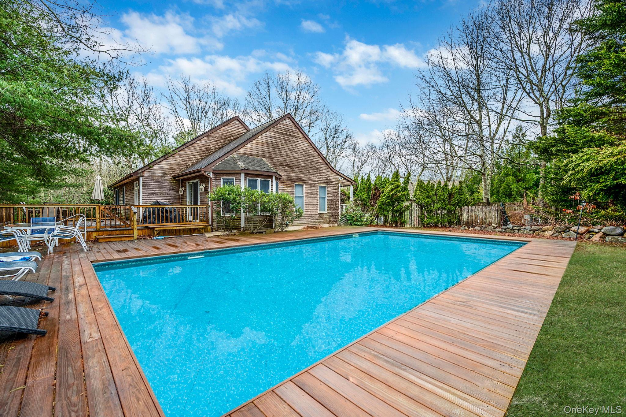 128 Springy Banks Road Property Photo 6