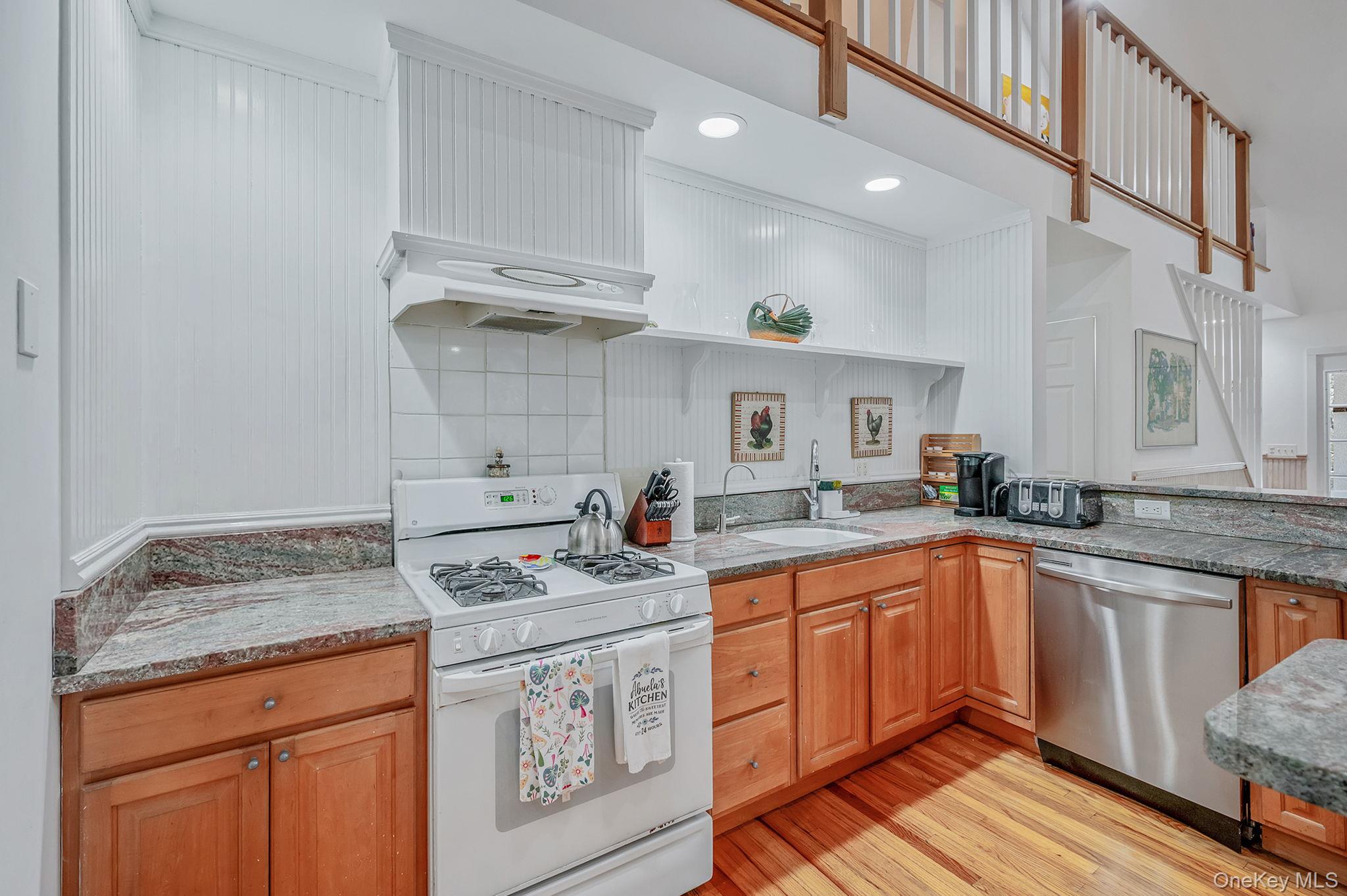 128 Springy Banks Road Property Photo 12