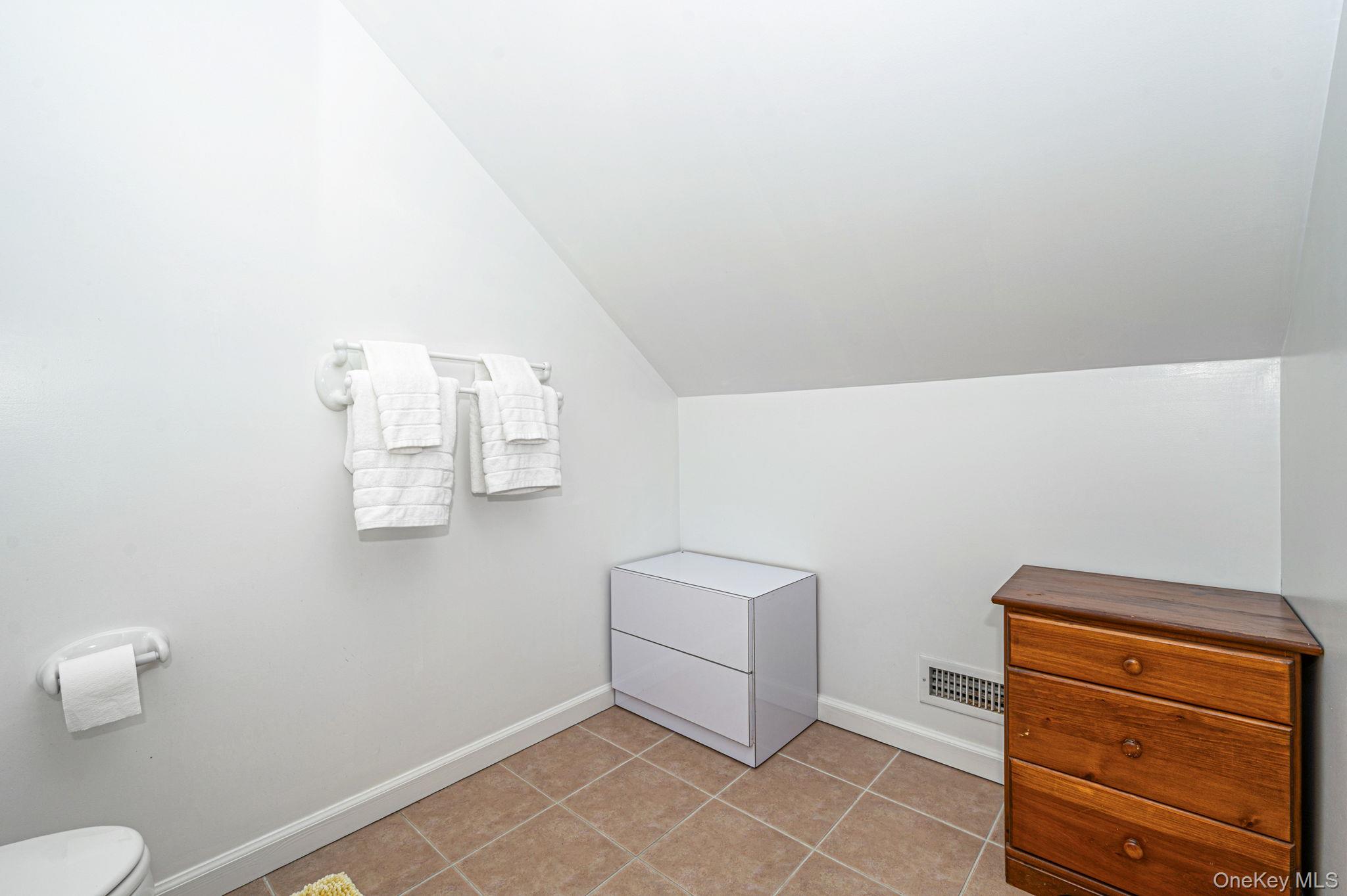 128 Springy Banks Road Property Photo 27