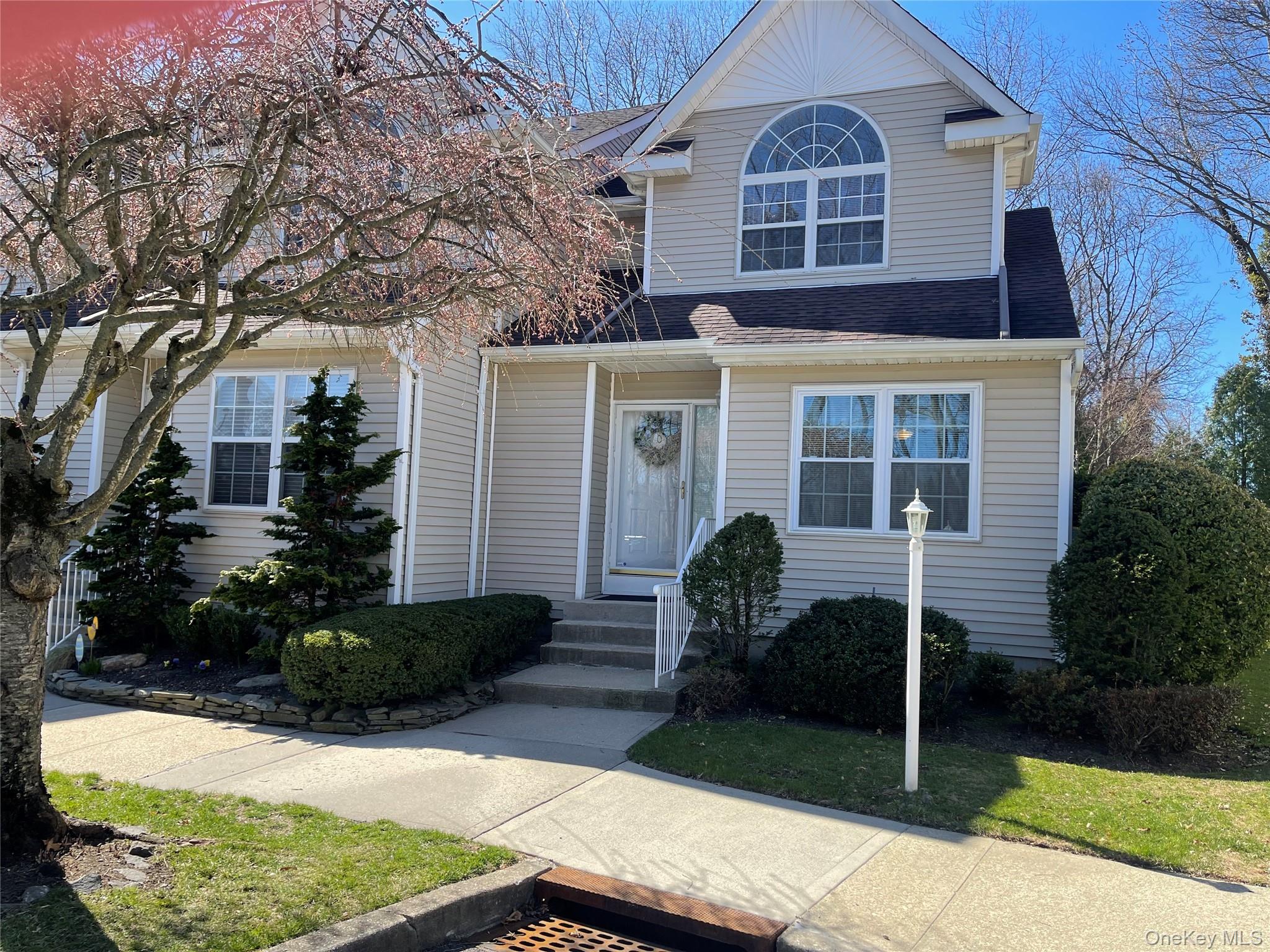 10 Heckscher Spur Road Property Photo 1