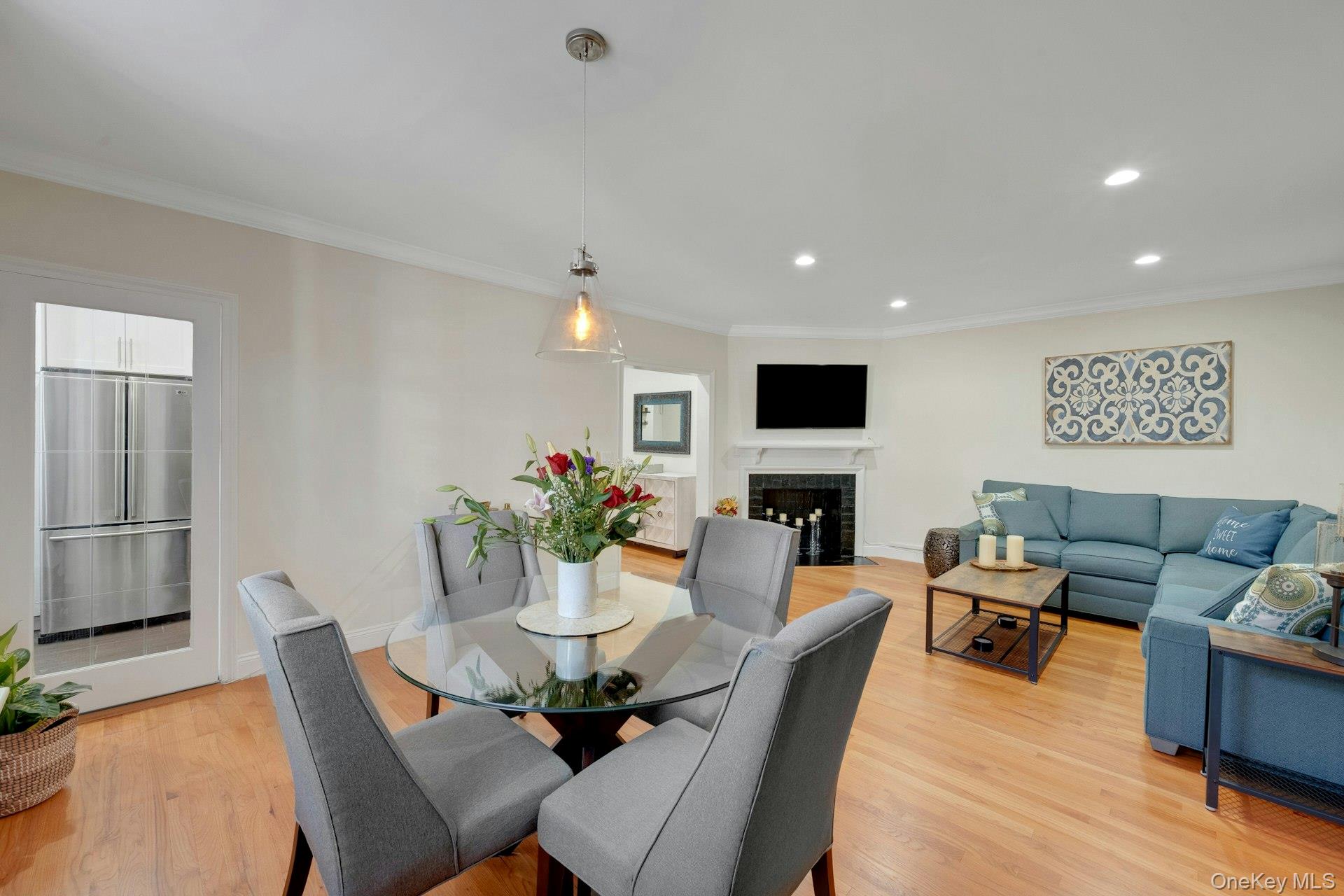 68 E Hartsdale Avenue 5m Property Photo 9