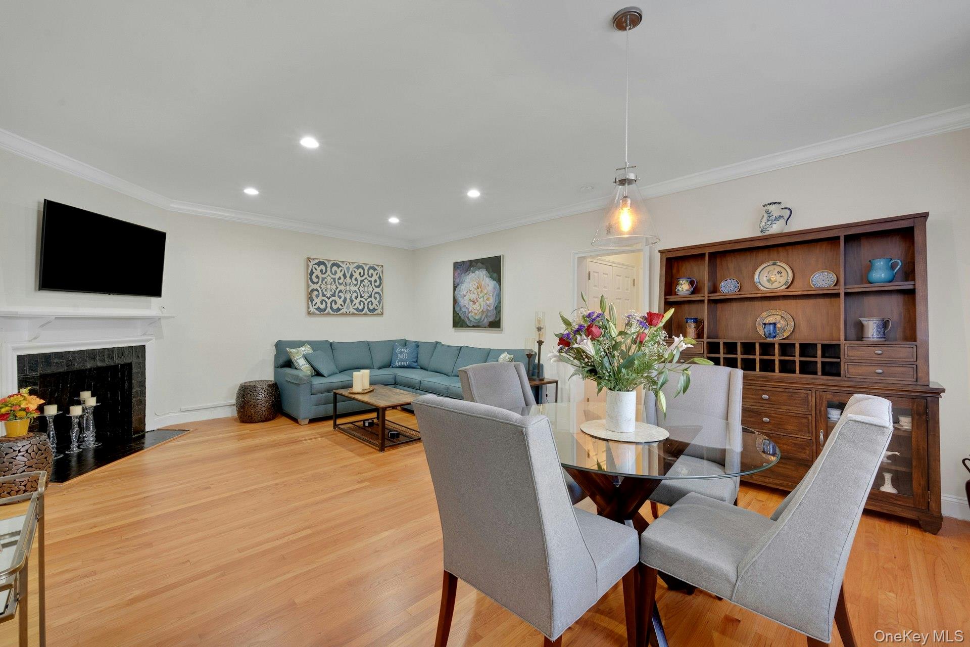 68 E Hartsdale Avenue 5m Property Photo 11