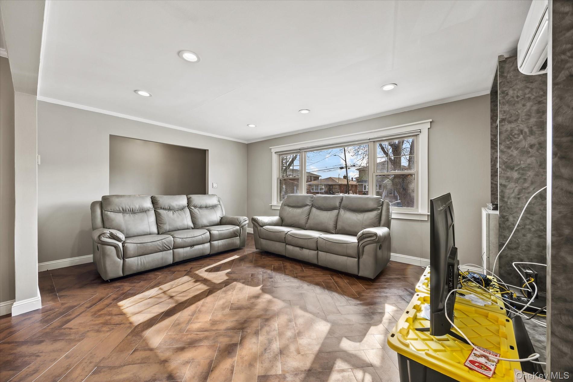 157-33 98th Street Property Photo 15