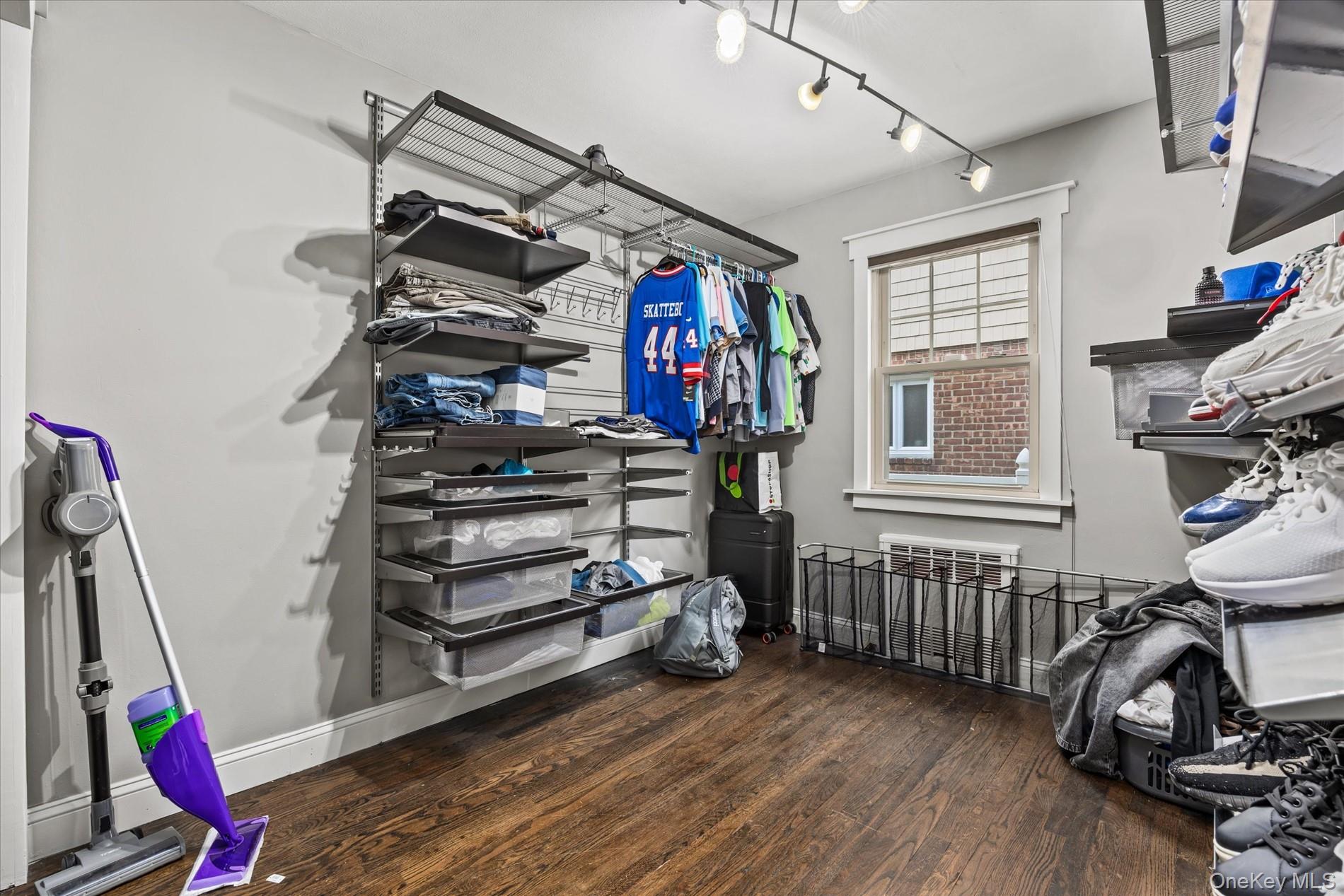 157-33 98th Street Property Photo 23