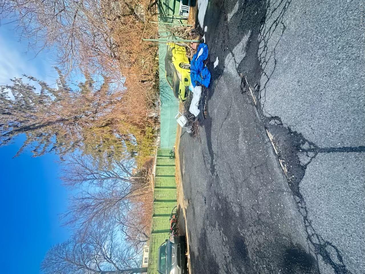 434 Torry Avenue Property Photo 5