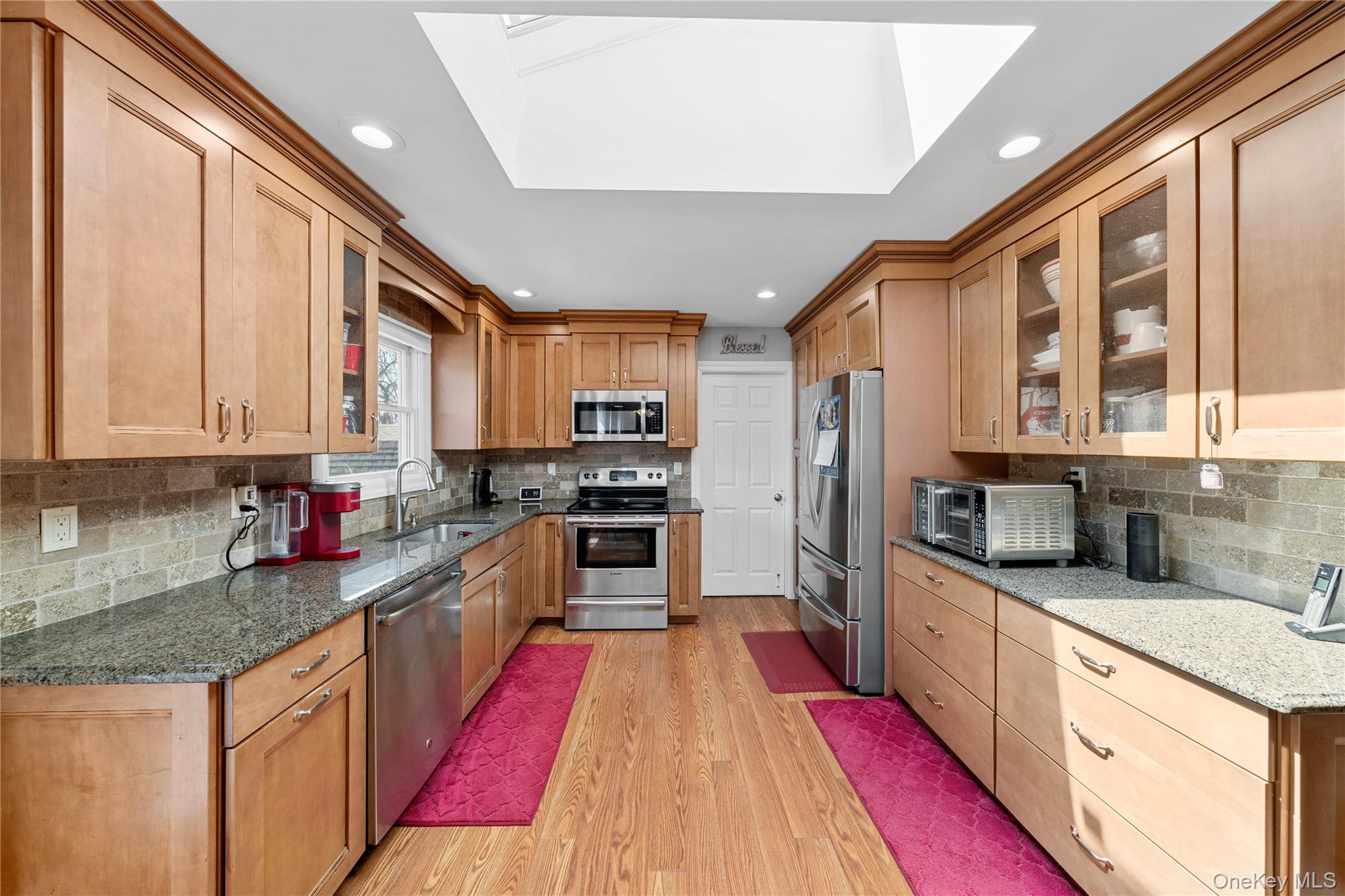 50 Penn Street Property Photo 7
