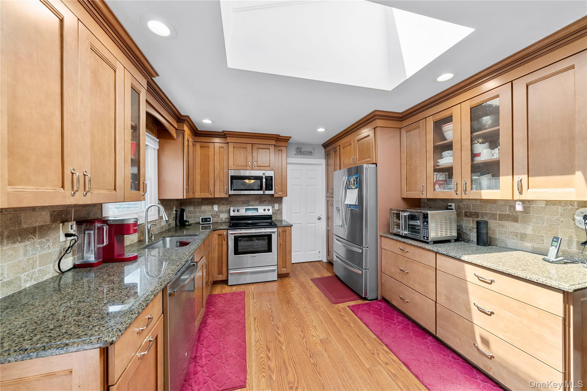 50 Penn Street Property Photo 8